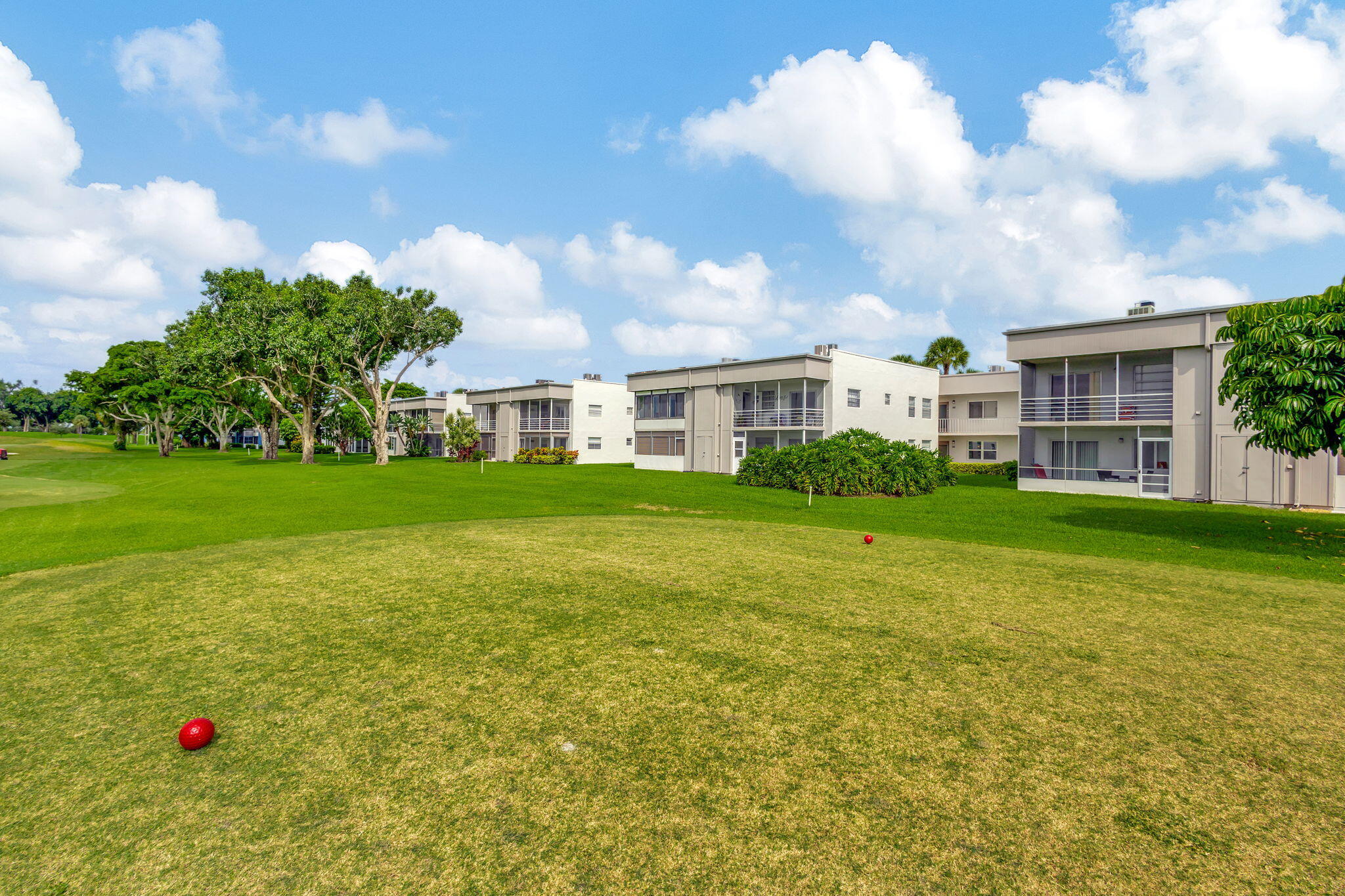 185 Normandy D Property Photo 12