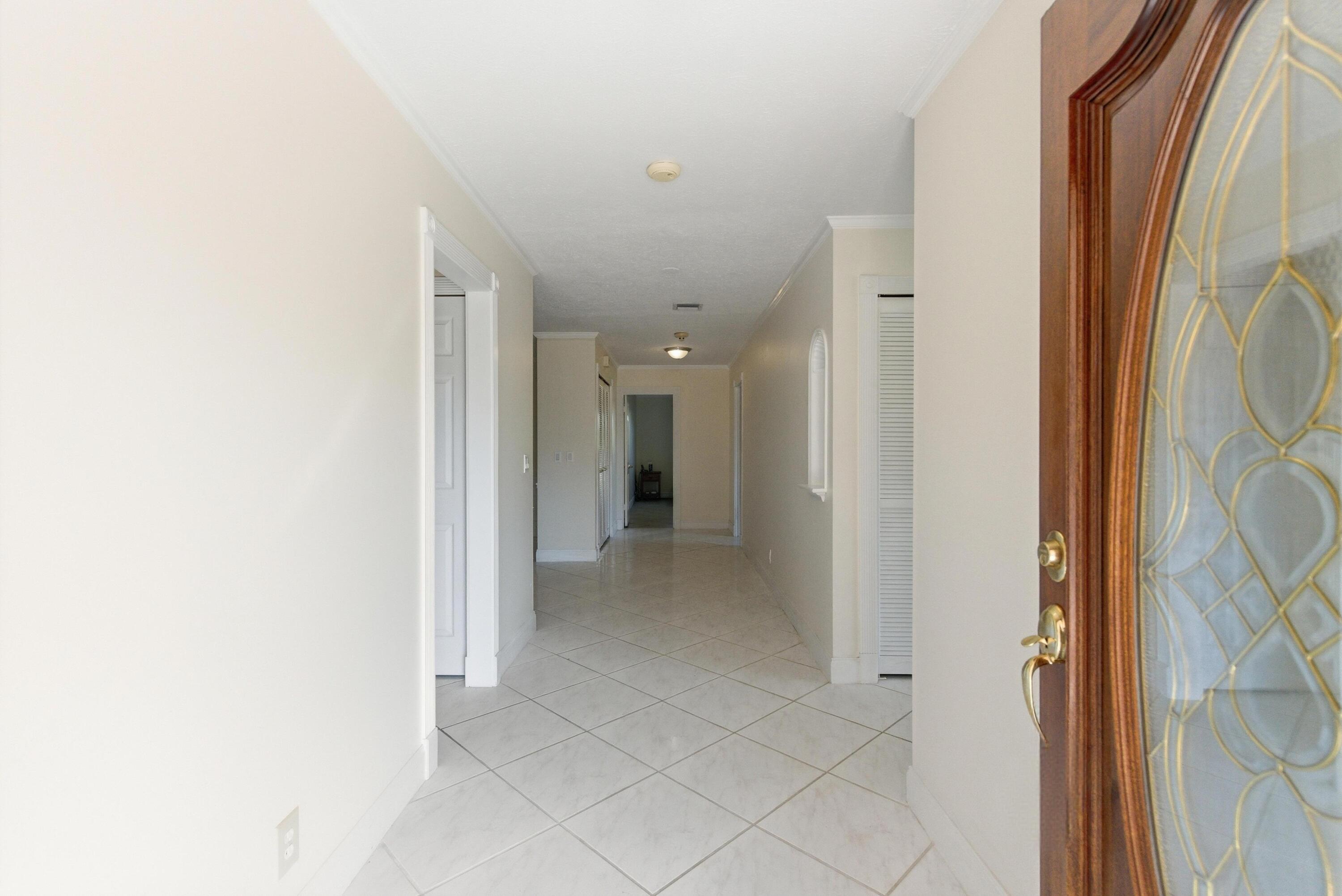 5151 Se Burning Tree Circle Property Photo 6