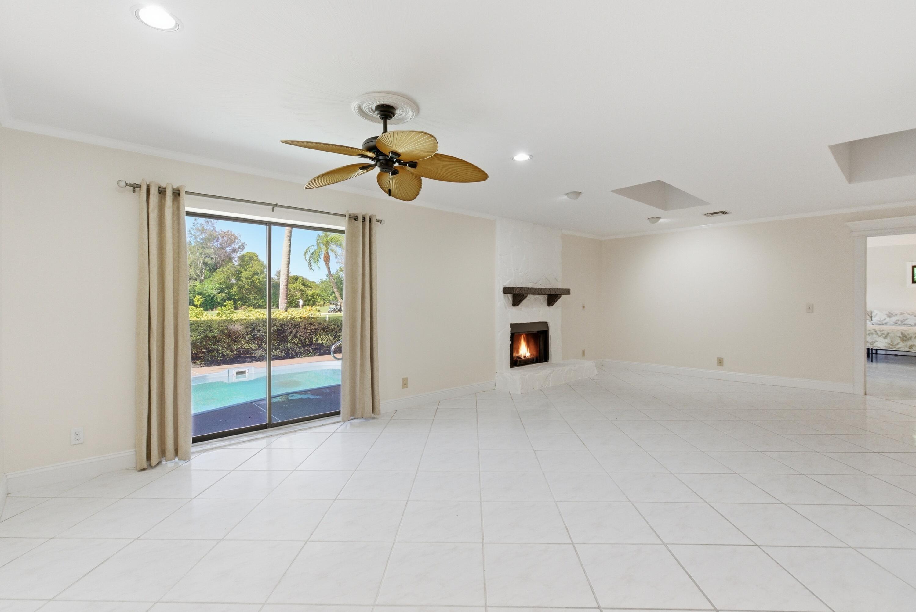 5151 Se Burning Tree Circle Property Photo 16