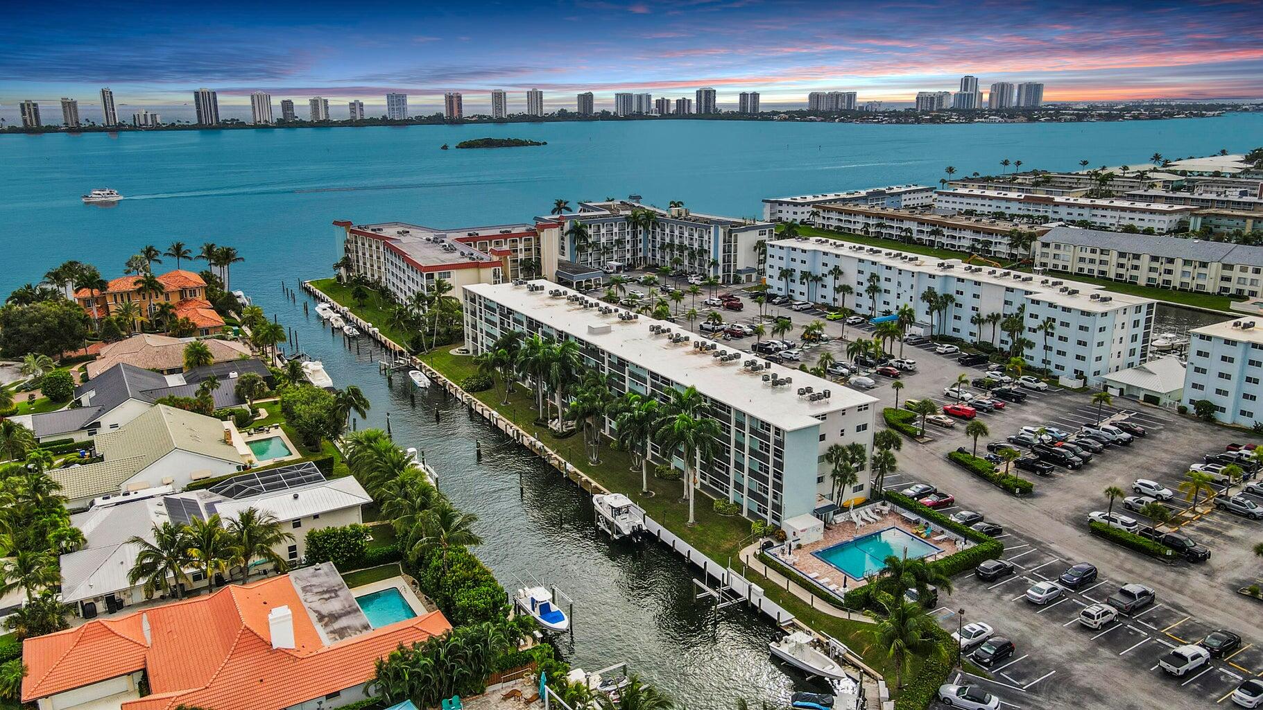 109 Paradise Harbour Boulevard 409 Property Photo 1