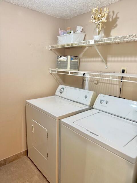 2202 S Cypress Bend Drive 101 Property Photo 13