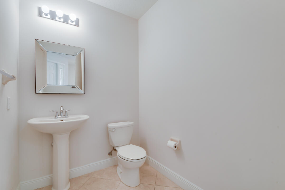 4644 Cadiz Circle Property Photo 16
