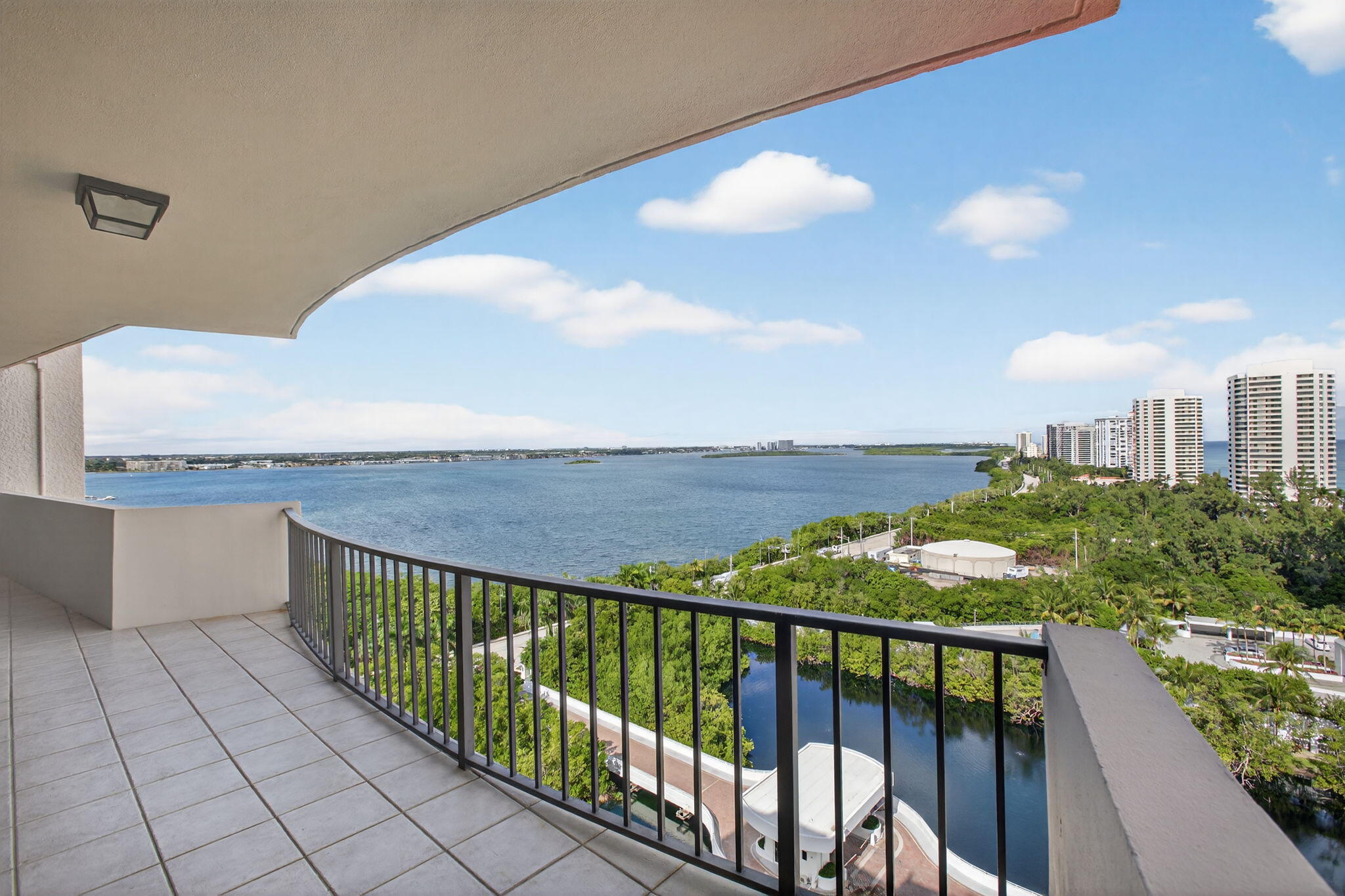 4200 N Ocean Drive 2-1606 Property Photo 1