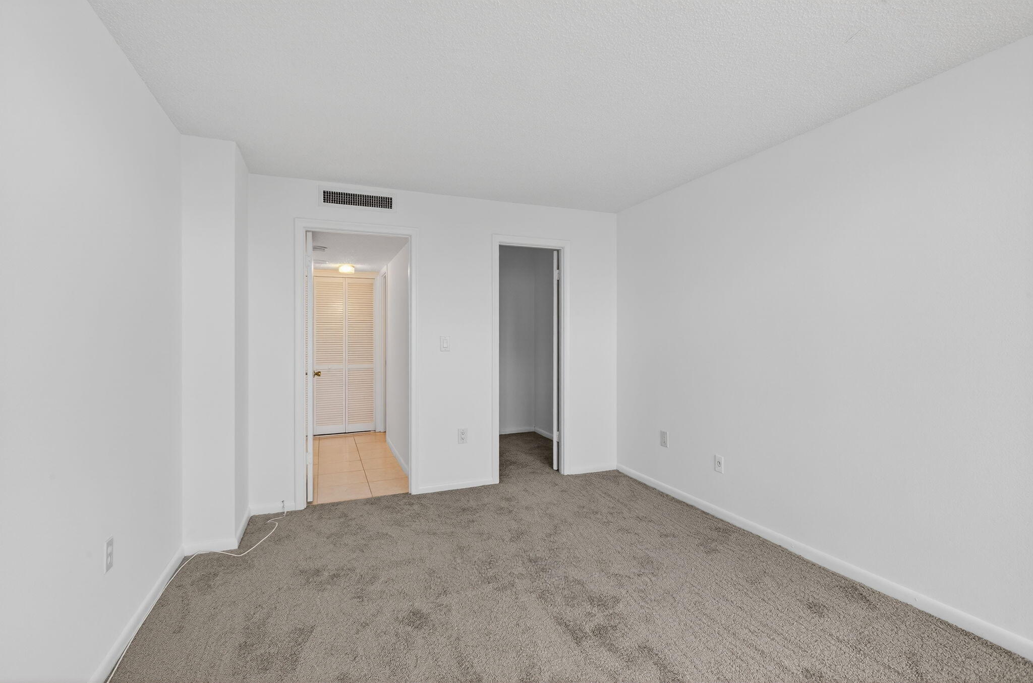 4200 N Ocean Drive 2-1606 Property Photo 39