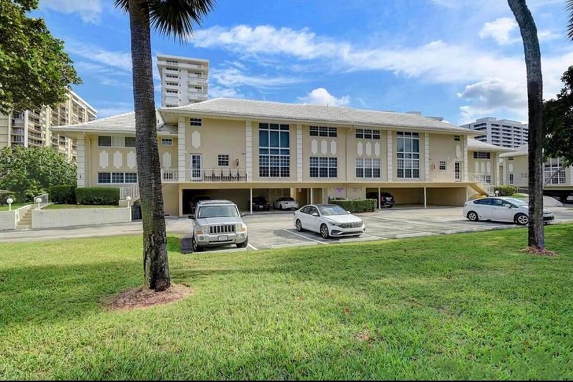 1299 S Ocean Boulevard L5 Property Photo 1