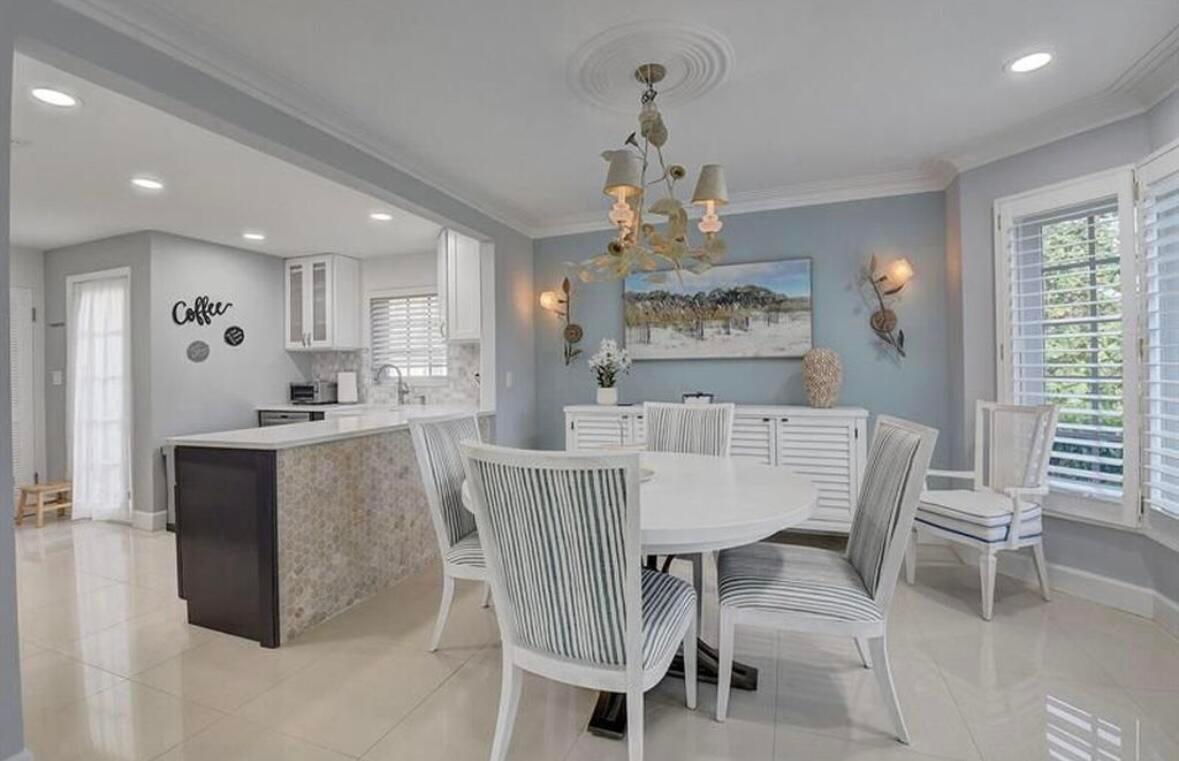 1299 S Ocean Boulevard L5 Property Photo 6