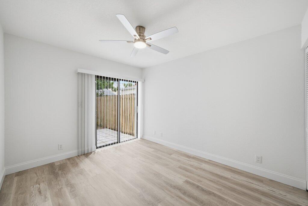 905 Nw 22nd Avenue Property Photo 16