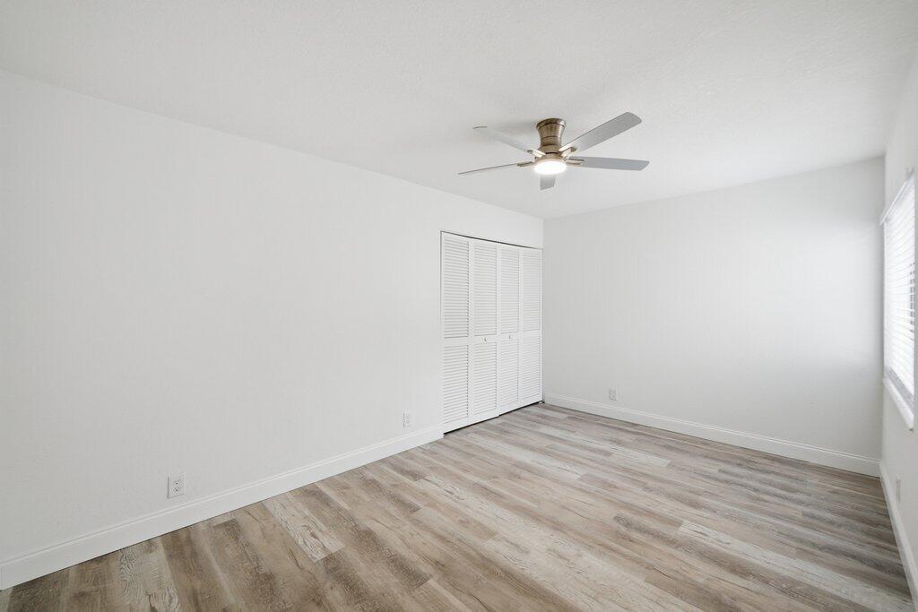 905 Nw 22nd Avenue Property Photo 18