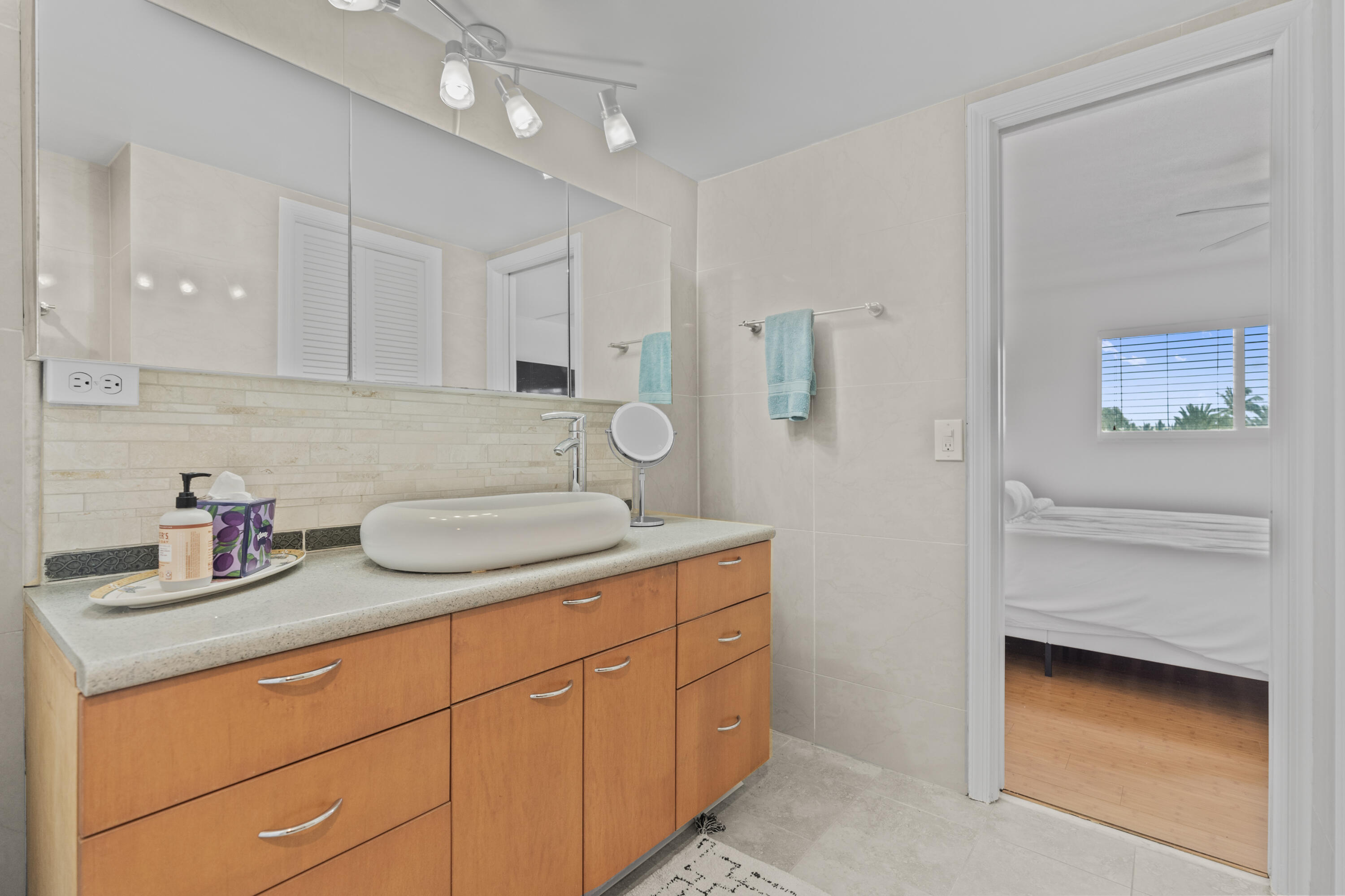 750 Ne Spanish River Boulevard 2040 Property Photo 14