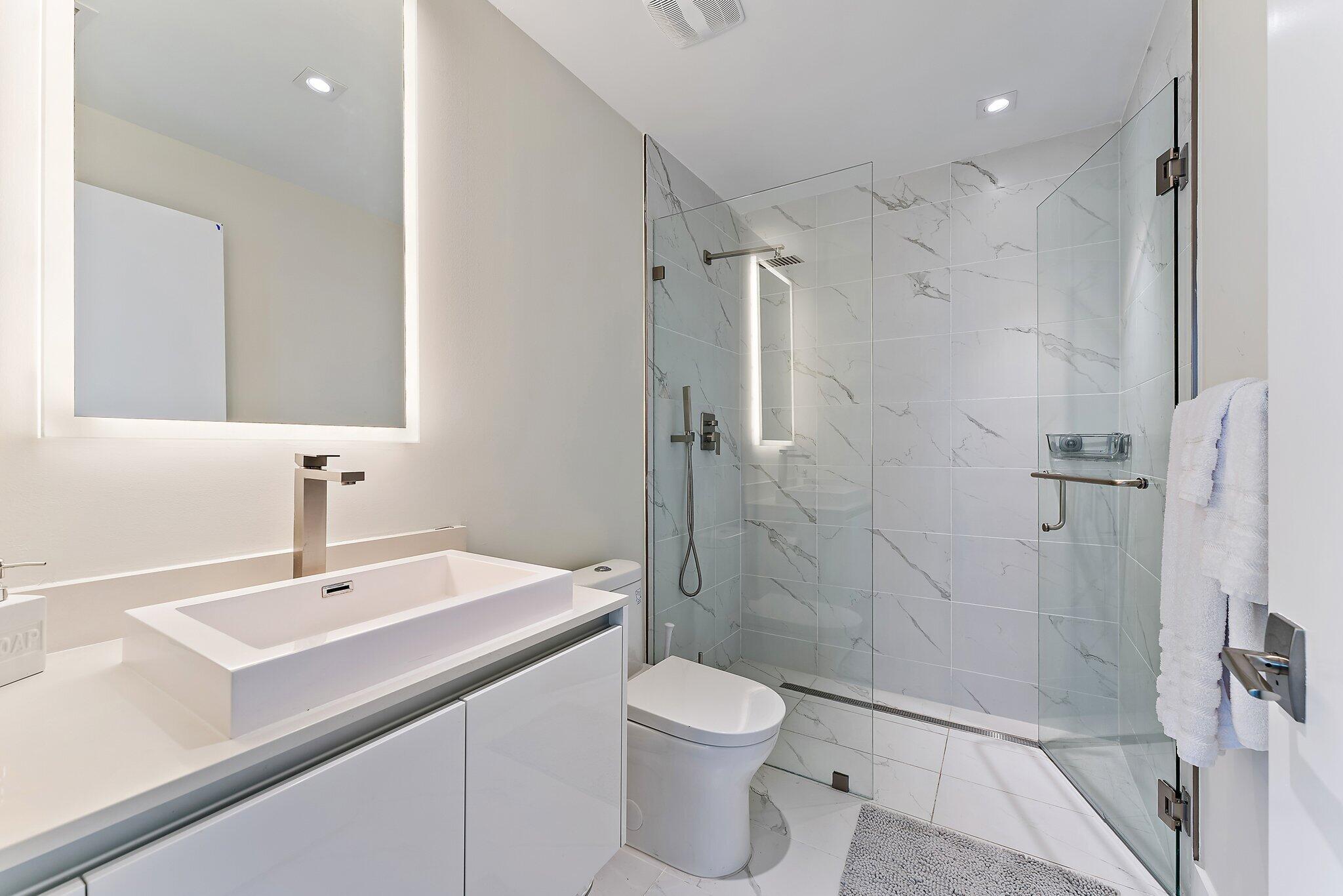 3100 N Ocean Drive 1501 Property Photo 13