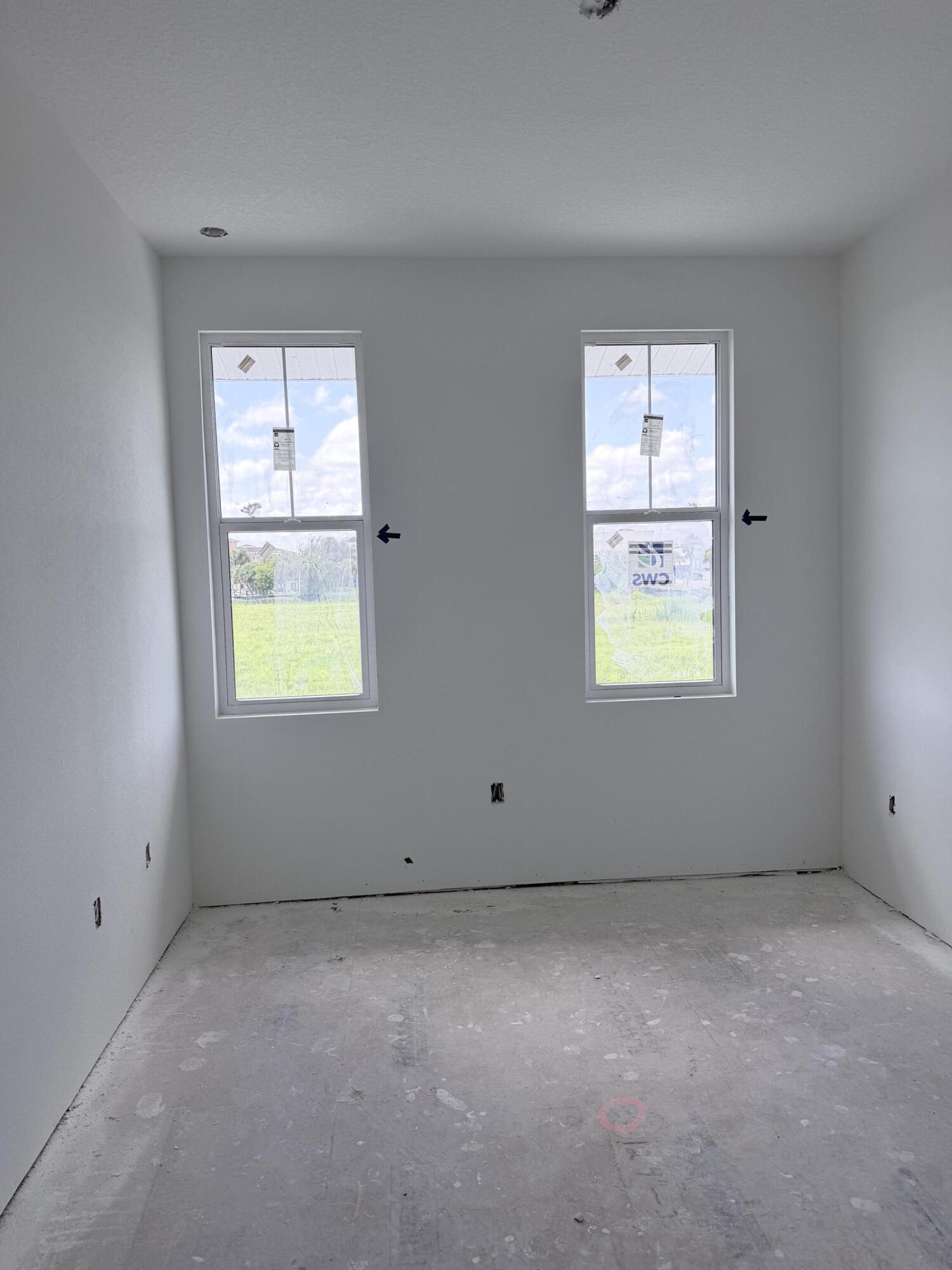 135 Kings Lane Property Photo 10