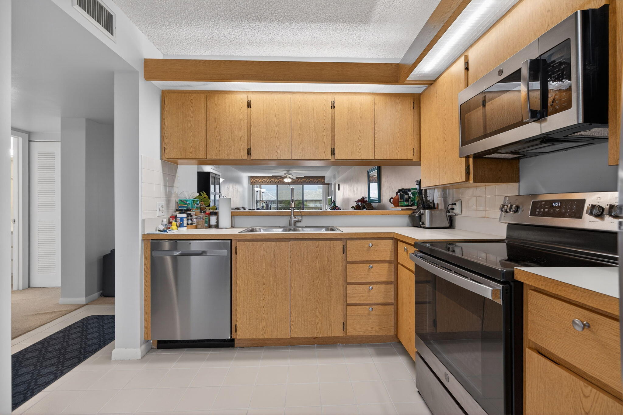 2441 Village Boulevard 405 Property Photo 4
