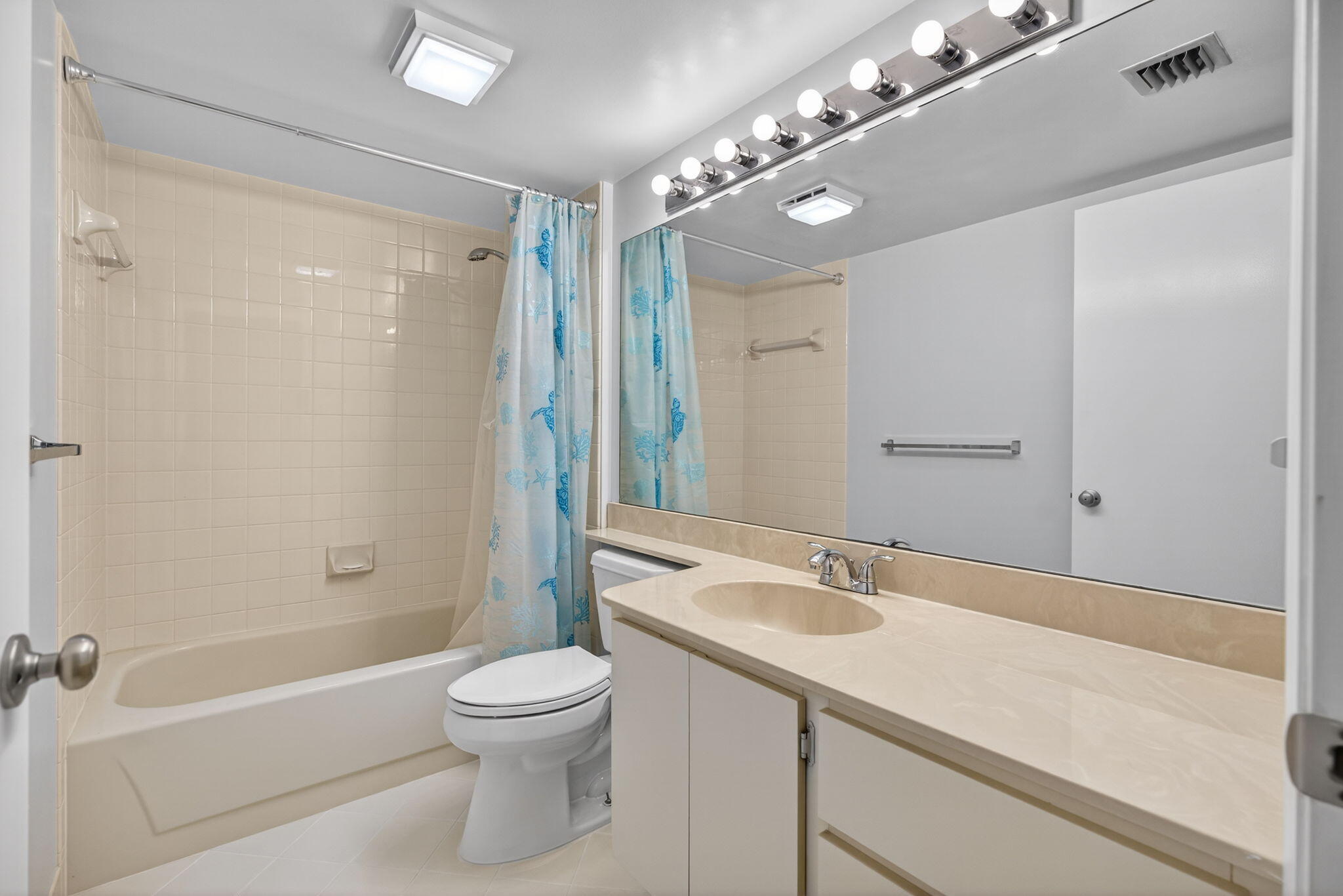 2441 Village Boulevard 405 Property Photo 17