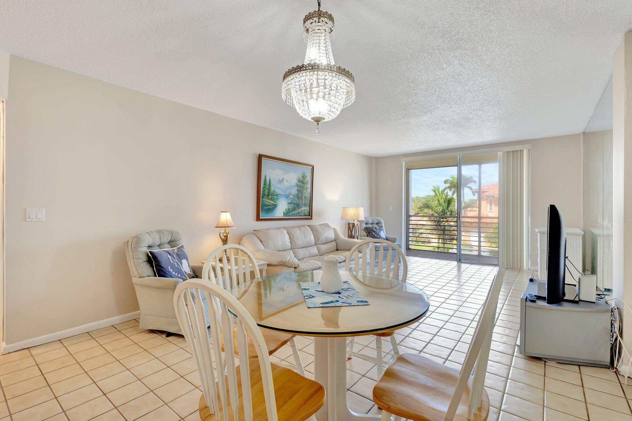 105 Paradise Harbour Boulevard 307 Property Photo 5