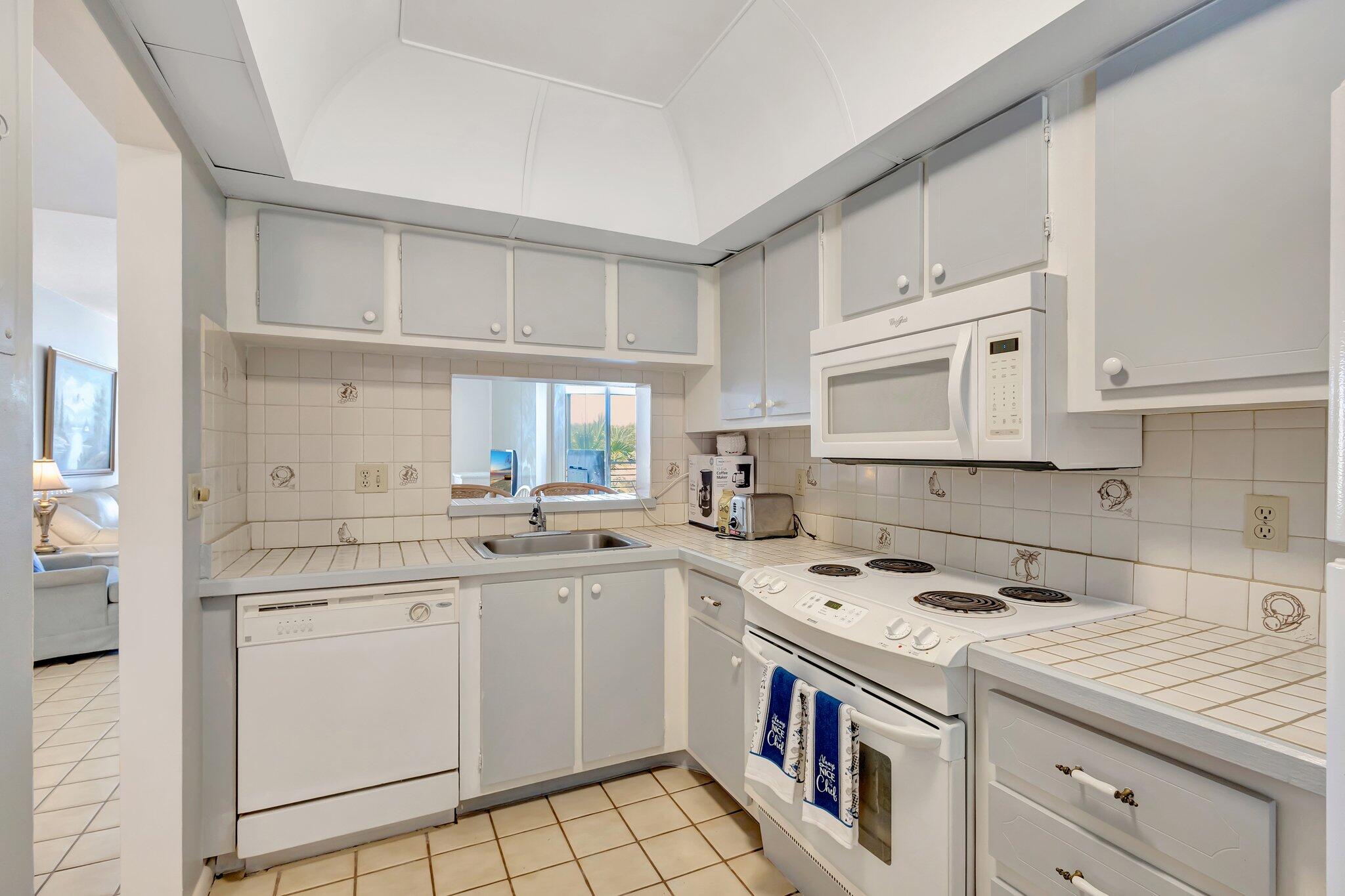 105 Paradise Harbour Boulevard 307 Property Photo 10