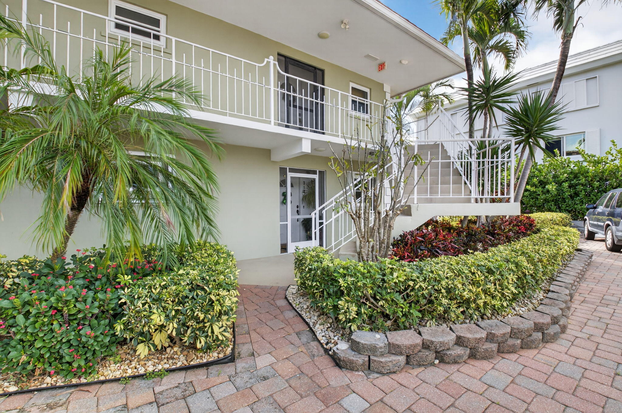 711 Ne Harbour Terrace 3120 Property Photo 43