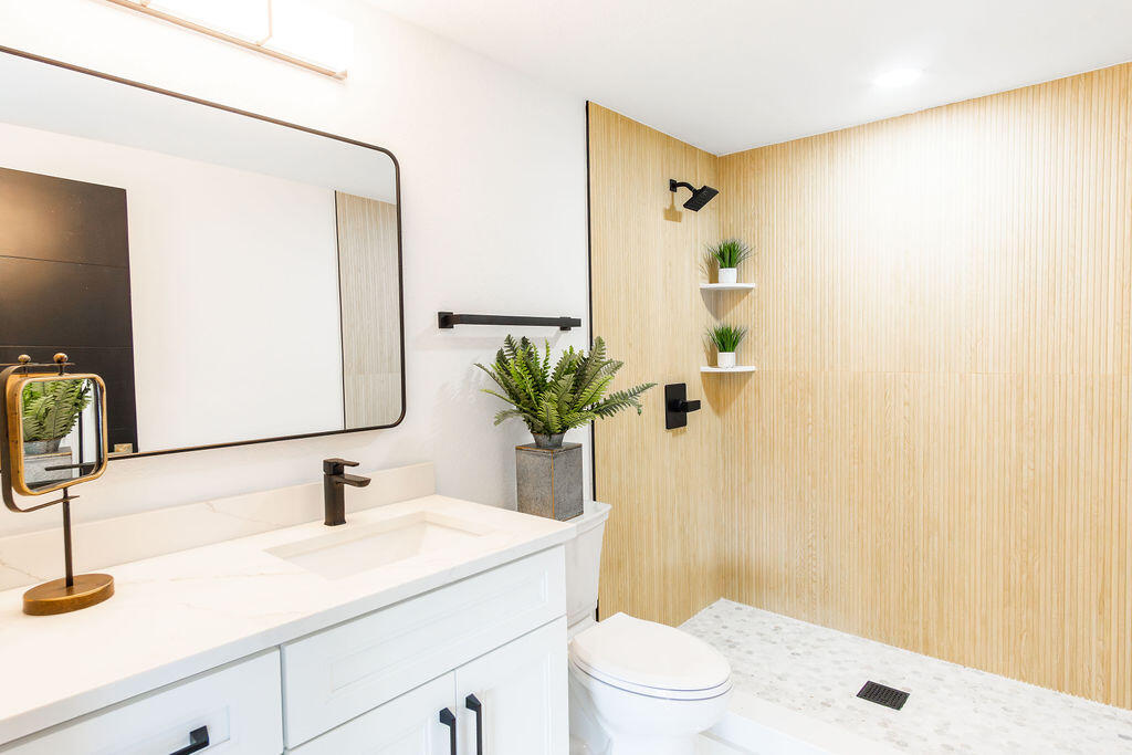 6370 Plunkett Street Property Photo 11