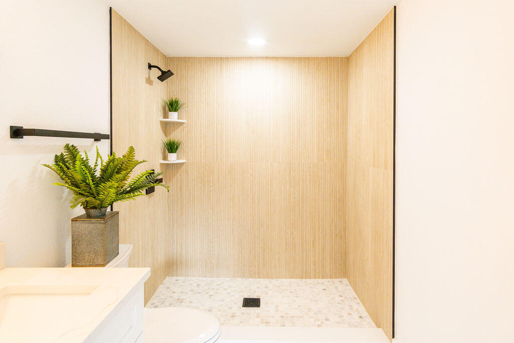 6370 Plunkett Street Property Photo 12