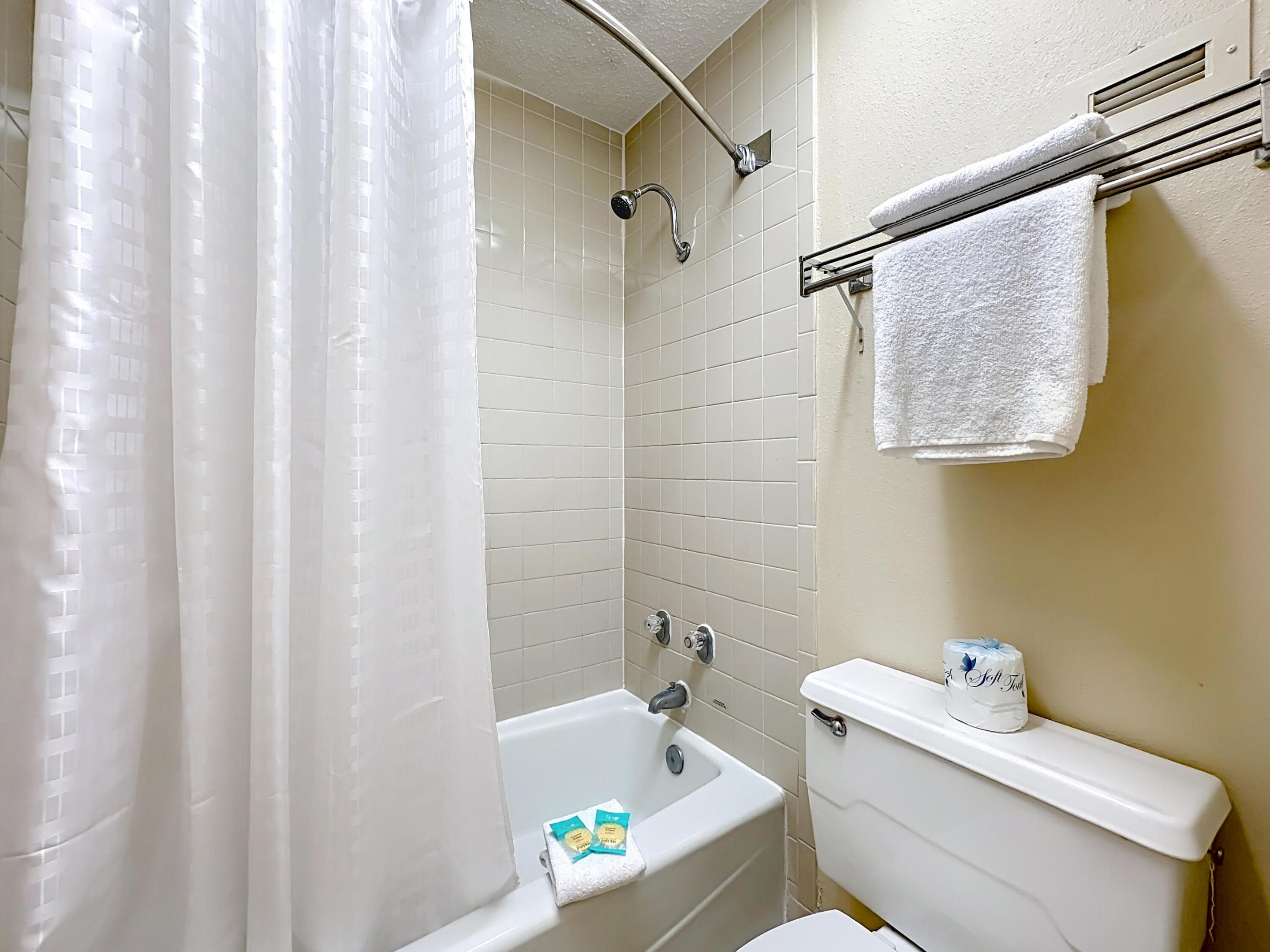 910 Suemac Road Property Photo 19