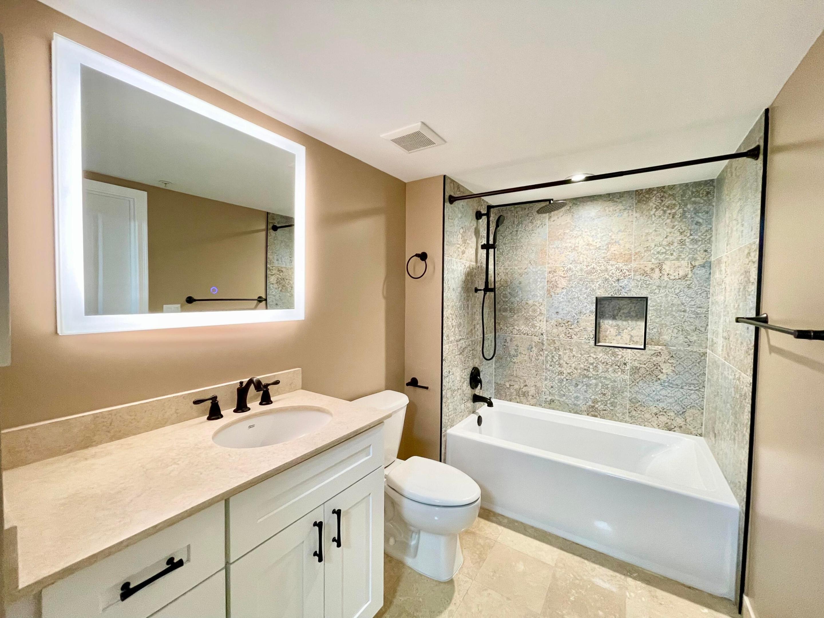 99 Se Mizner Boulevard 736 Property Photo 13