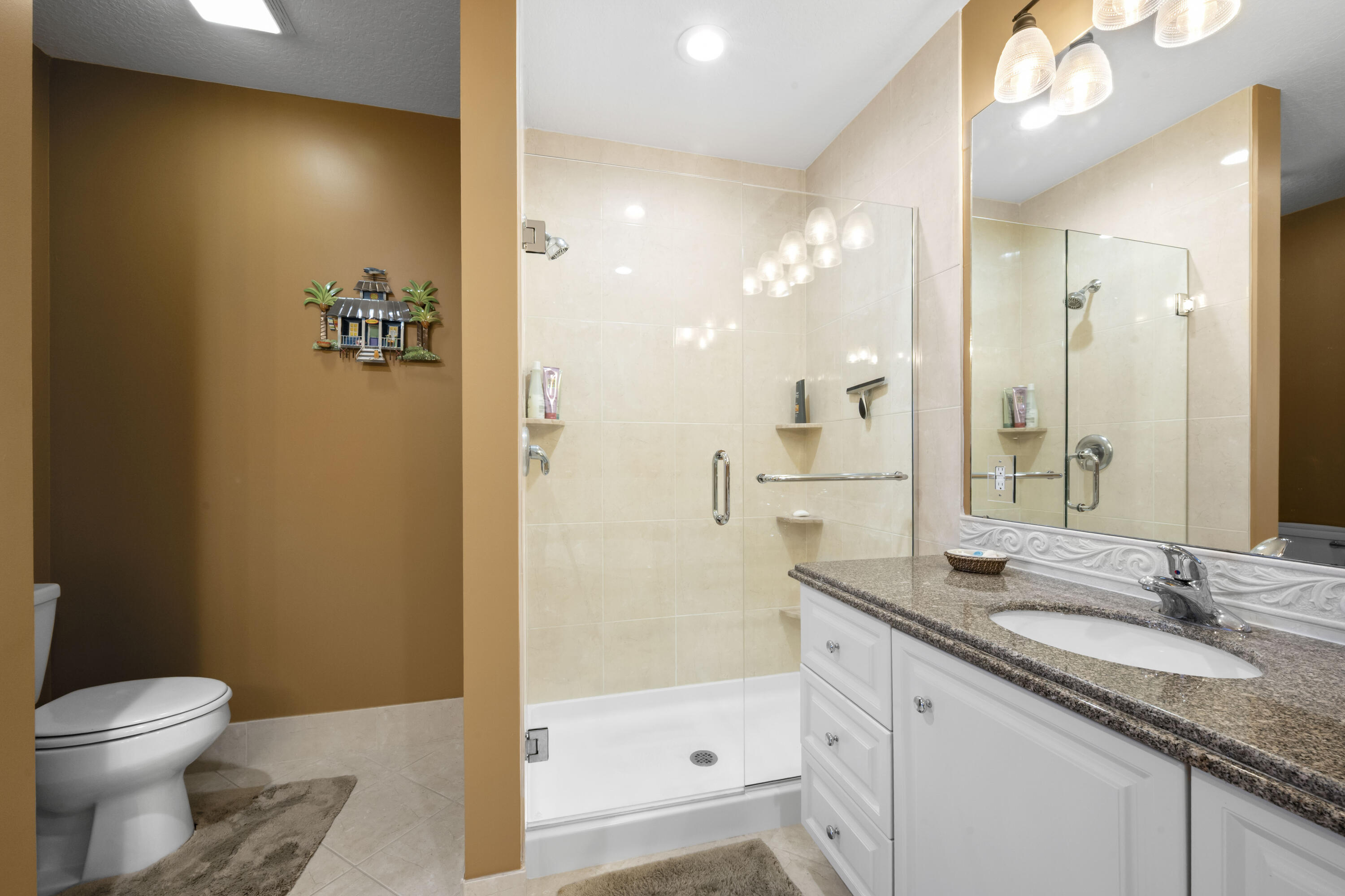 8 Harbour Isle Drive E Ph5 Property Photo 12