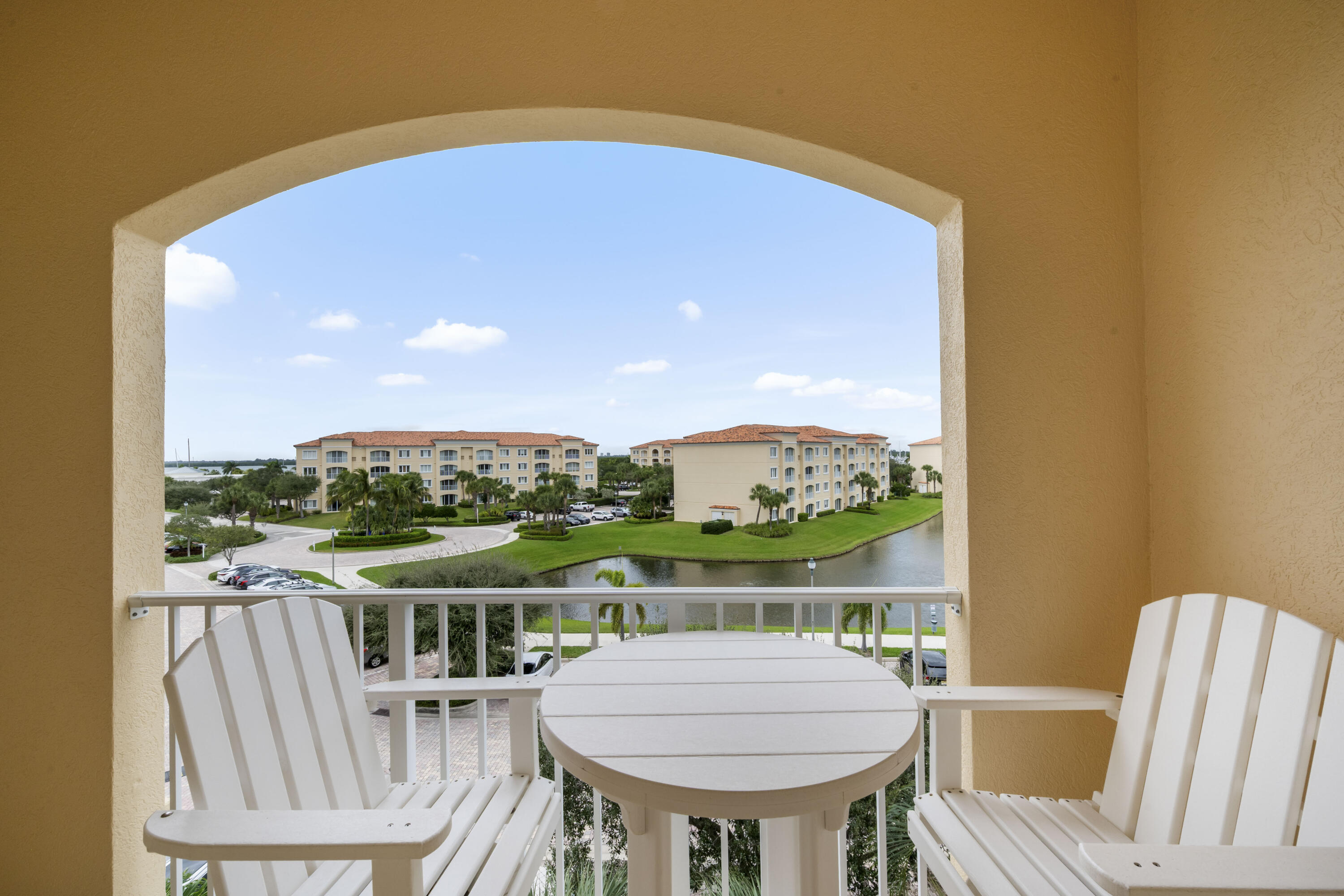 8 Harbour Isle Drive E Ph5 Property Photo 26