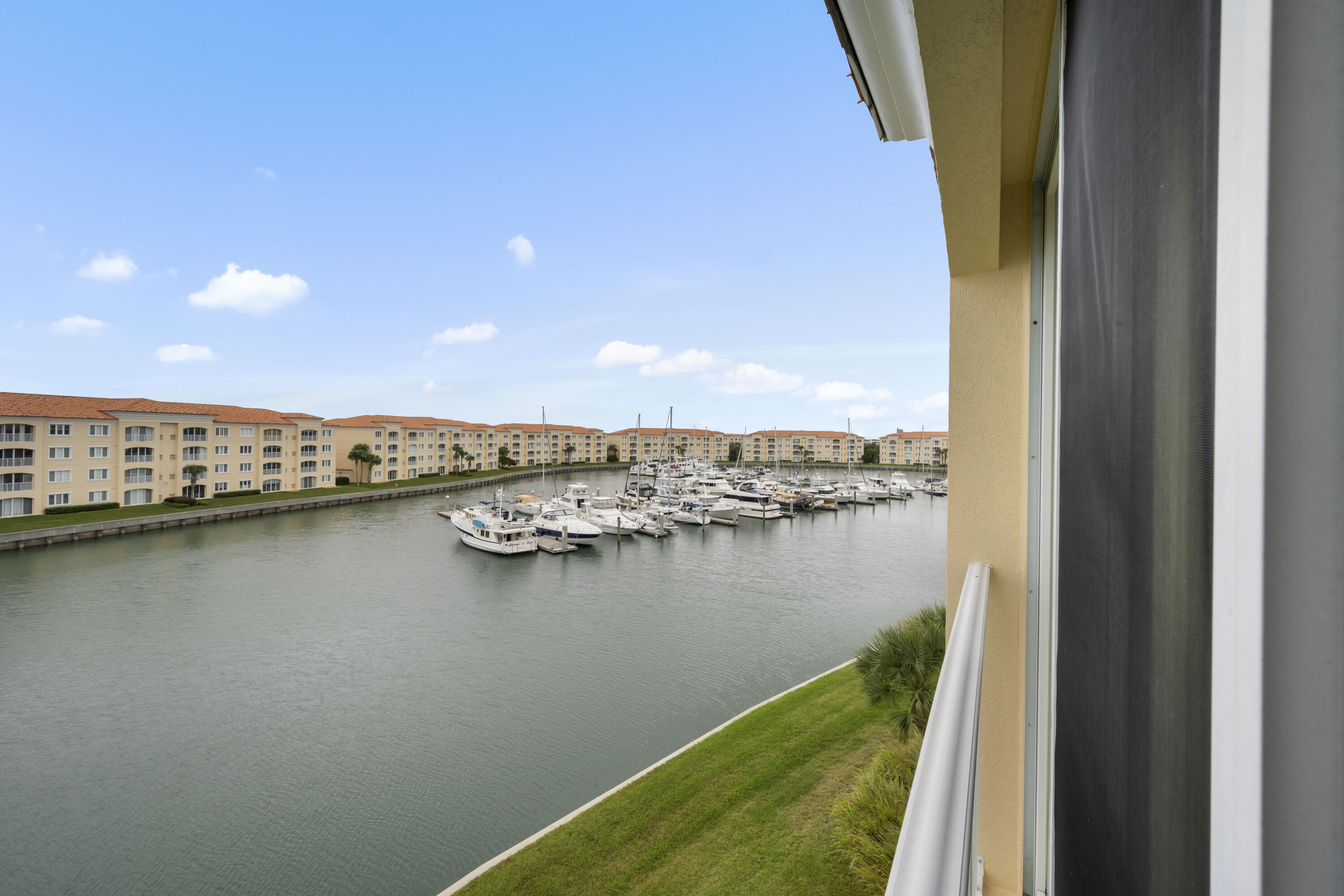 8 Harbour Isle Drive E Ph5 Property Photo 38