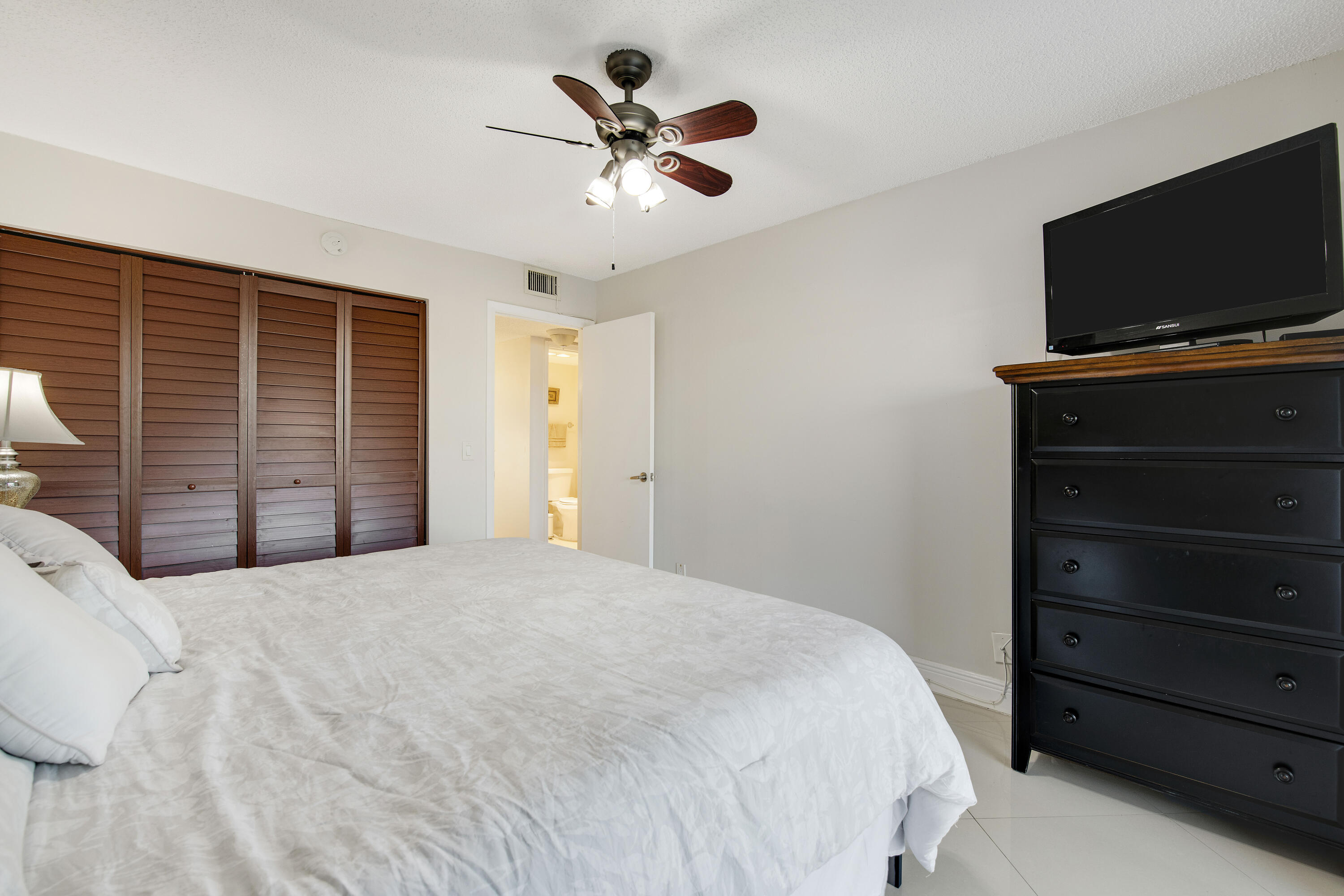 3100 Springdale Boulevard 314 Property Photo 14
