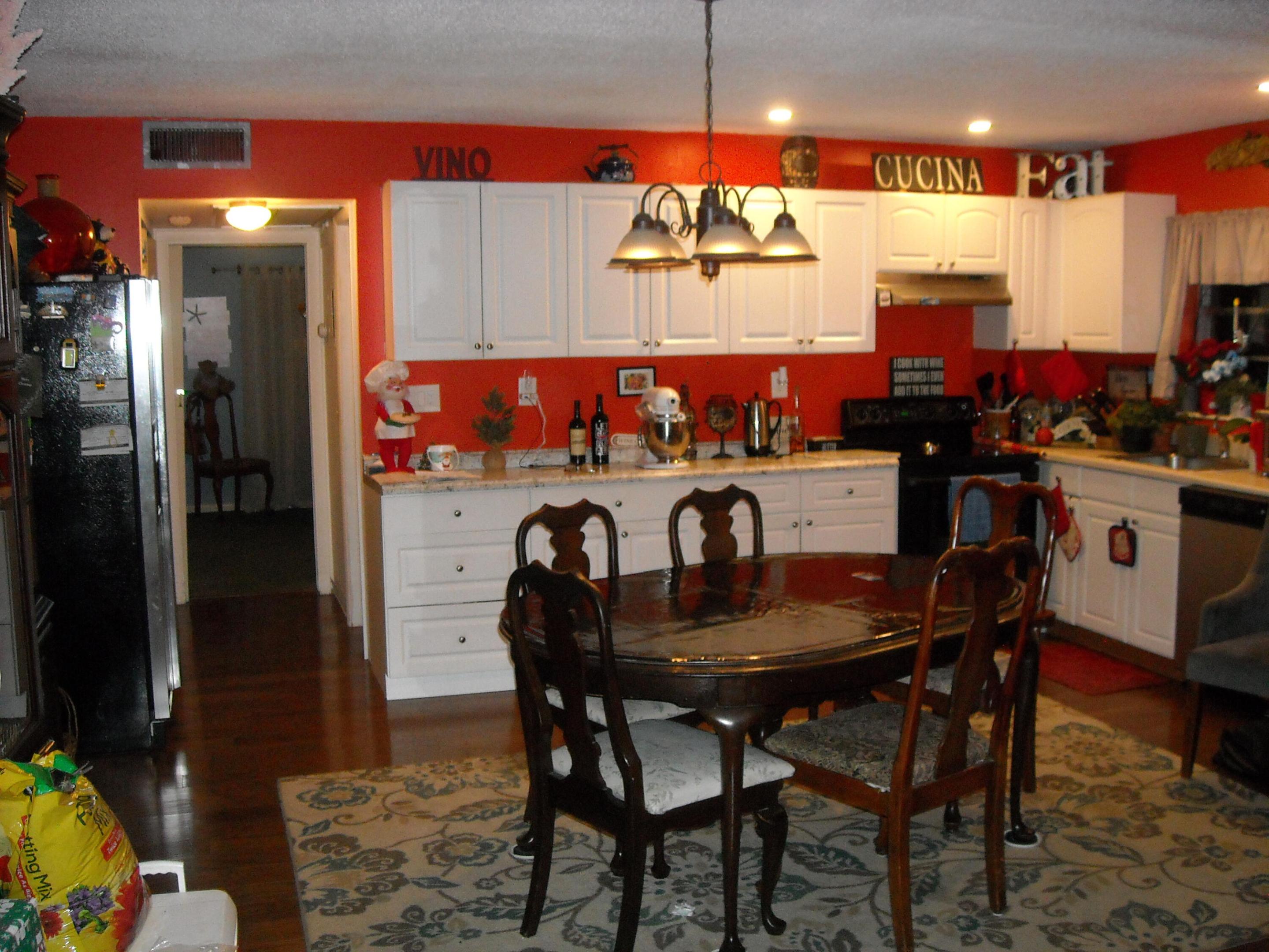 216 Sheffield I Property Photo 2