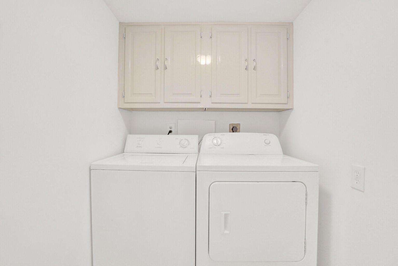2697 N Ocean Boulevard F-604 Property Photo 28