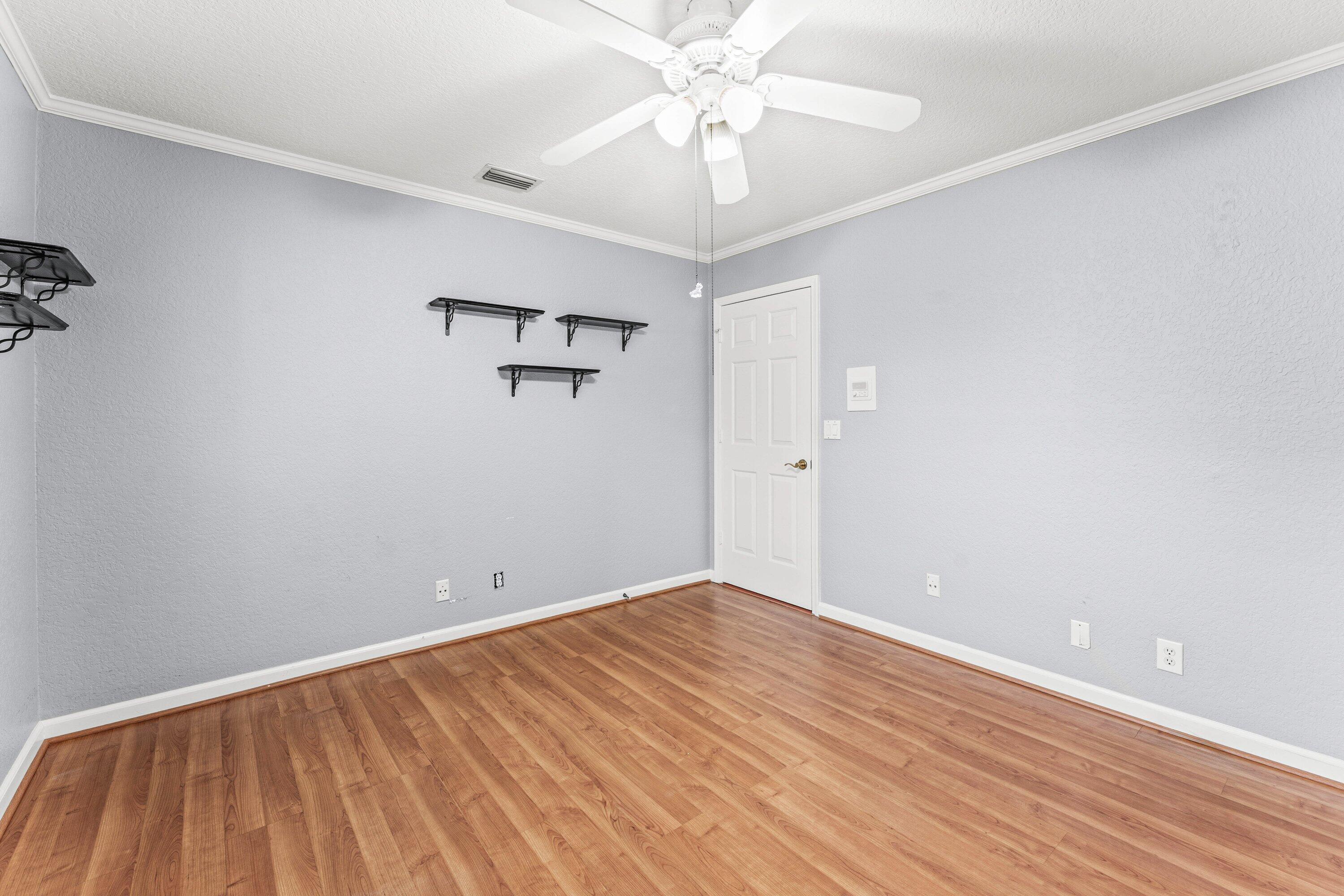 2063 Amesbury Circle Property Photo 29