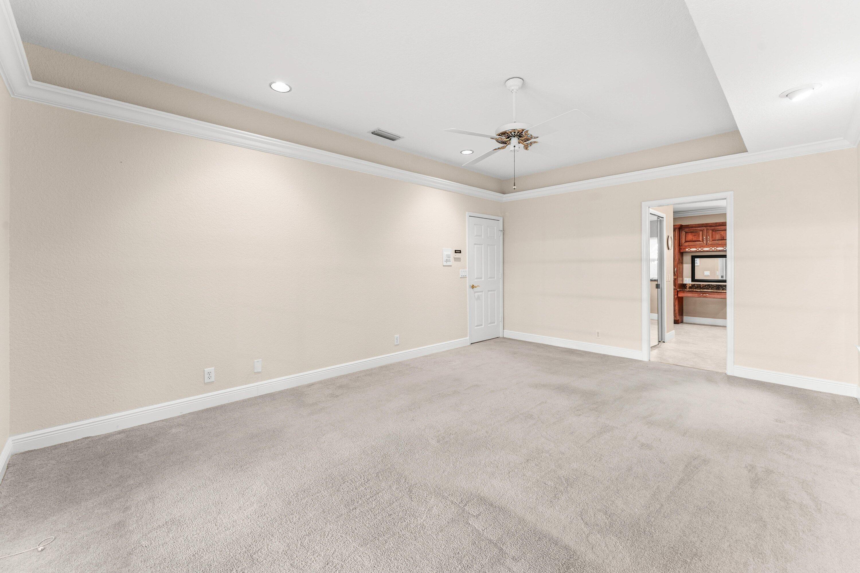 2063 Amesbury Circle Property Photo 35