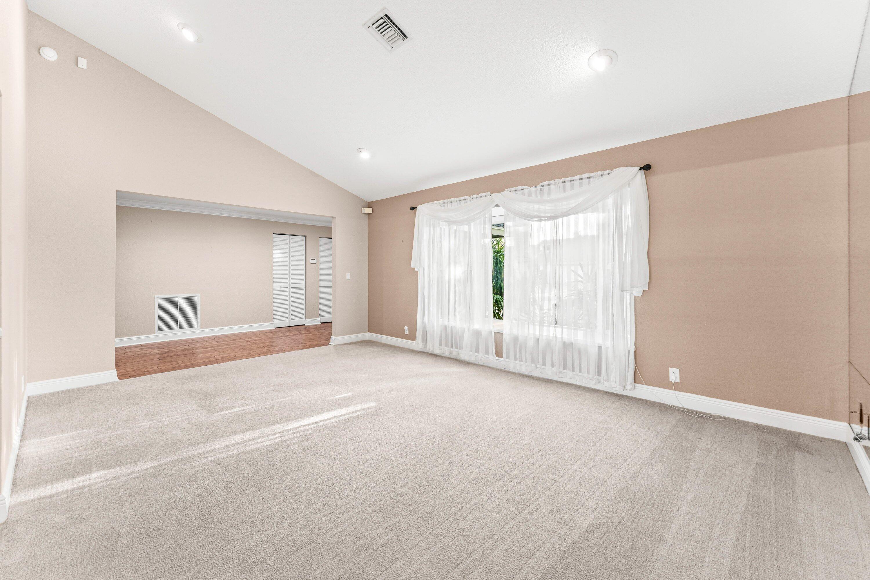 2063 Amesbury Circle Property Photo 42
