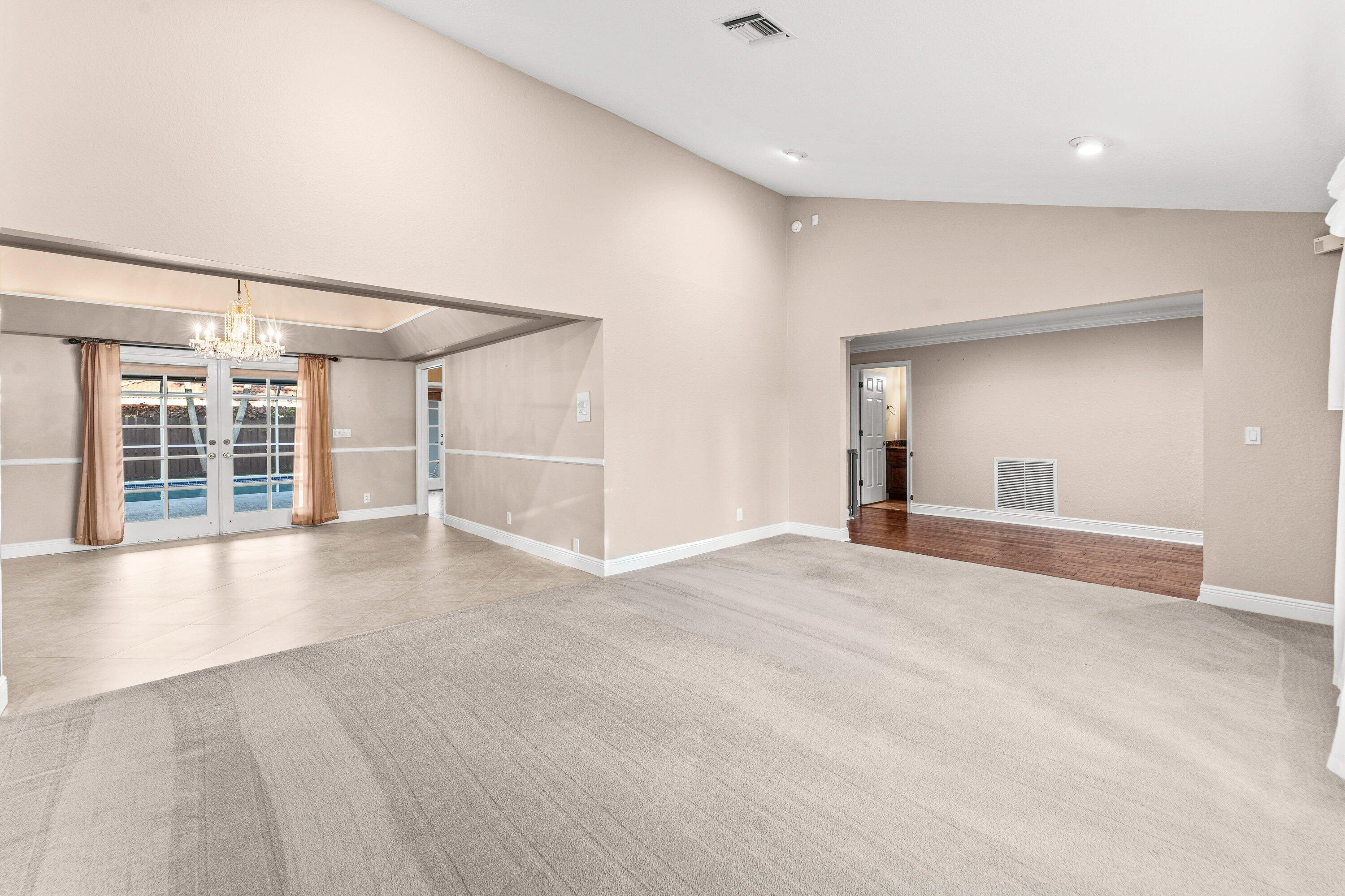 2063 Amesbury Circle Property Photo 43