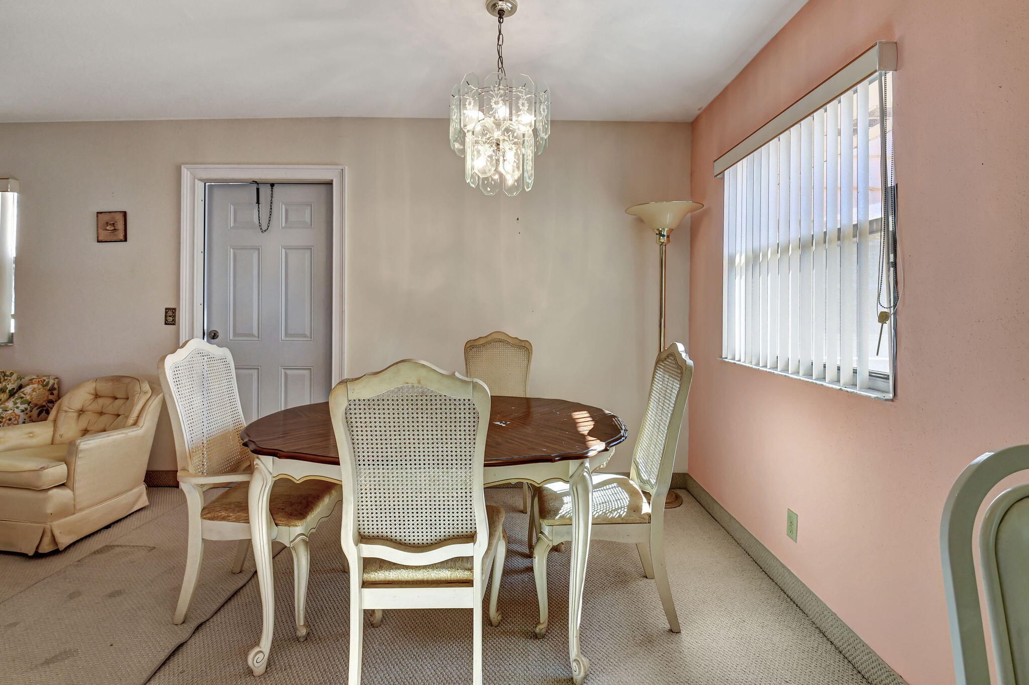 325 Saxony G Property Photo 16