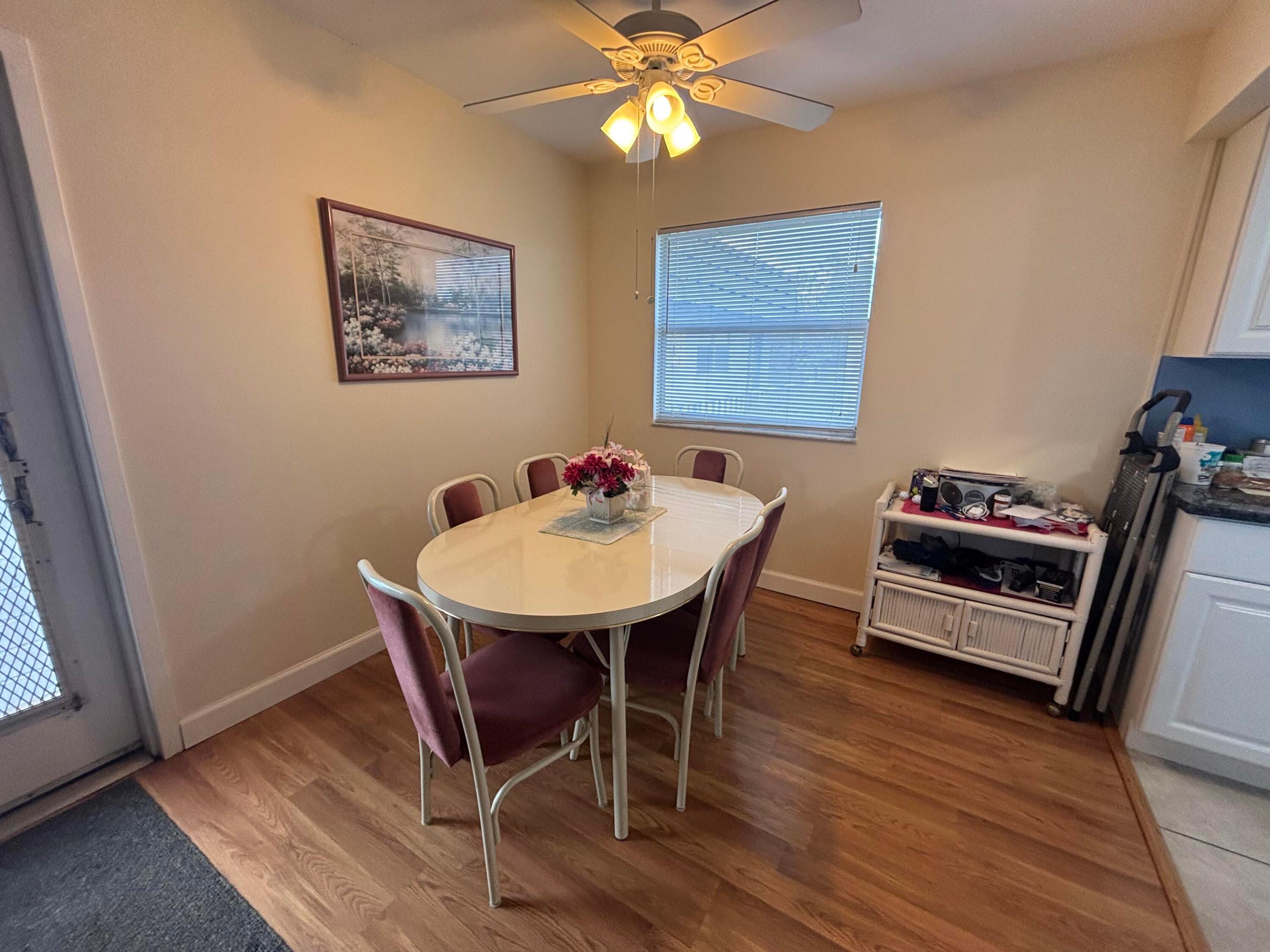 596 Saxony M Property Photo 4