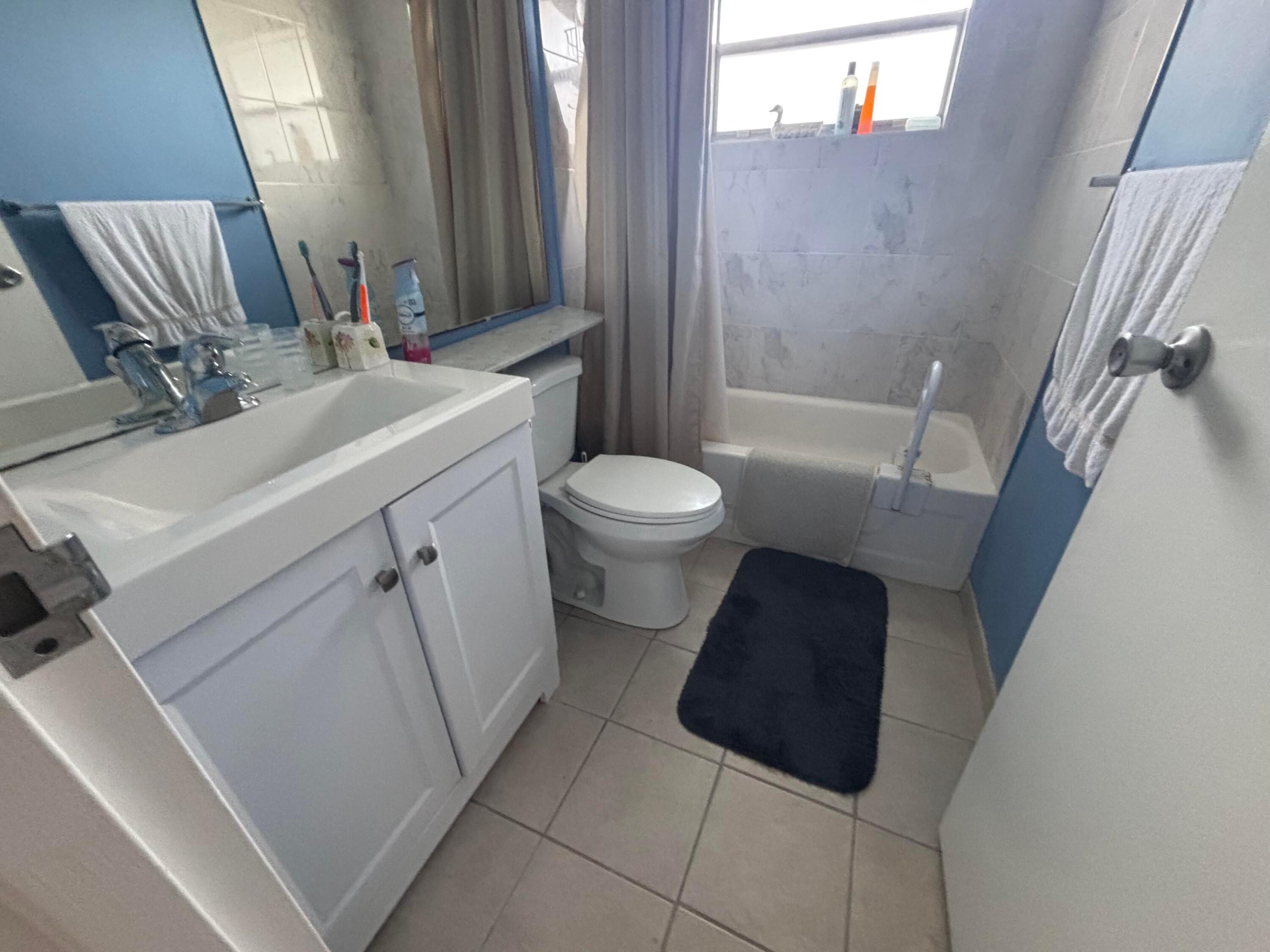596 Saxony M Property Photo 11