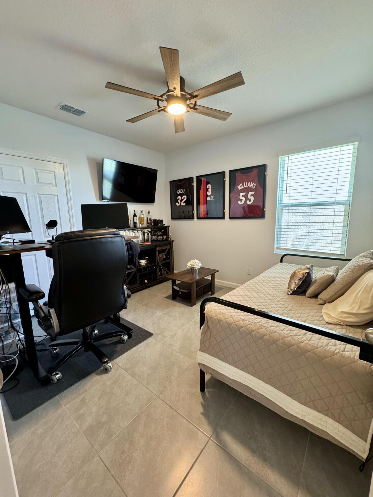 12299 Nettuno Way Property Photo 22