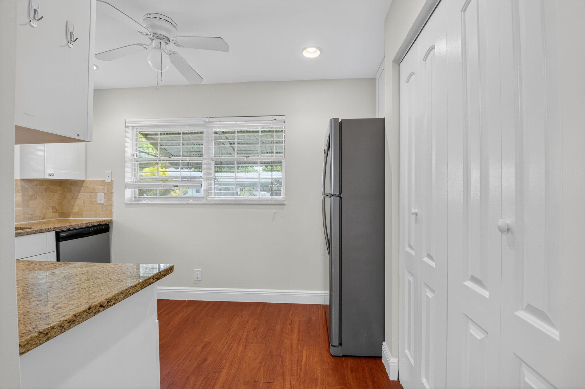 801 Meadowlark Lane Property Photo 14
