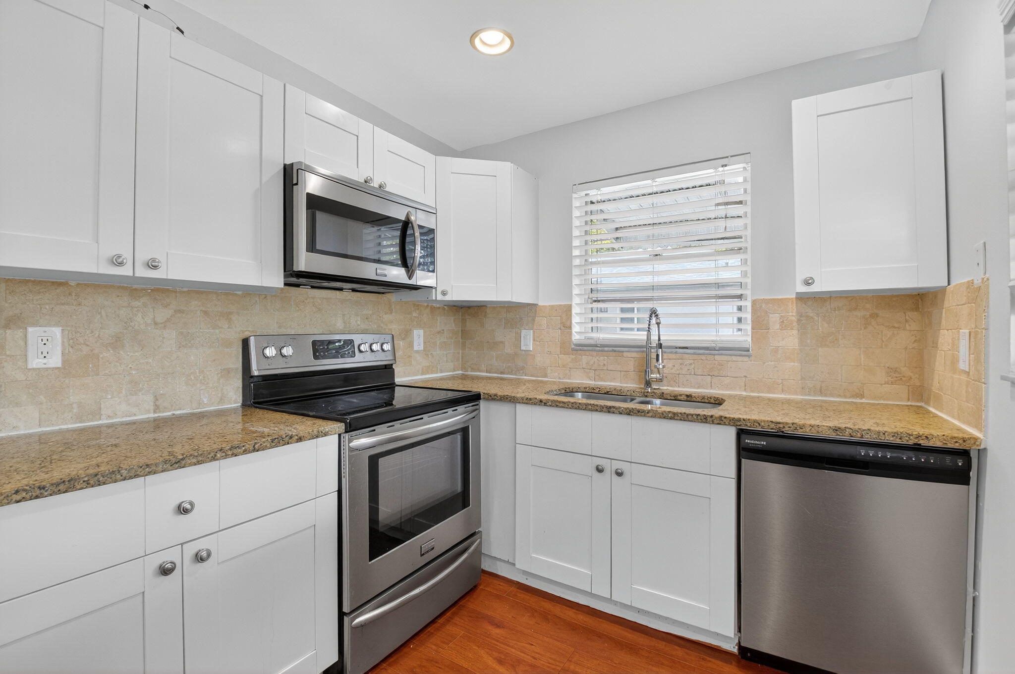 801 Meadowlark Lane Property Photo 17