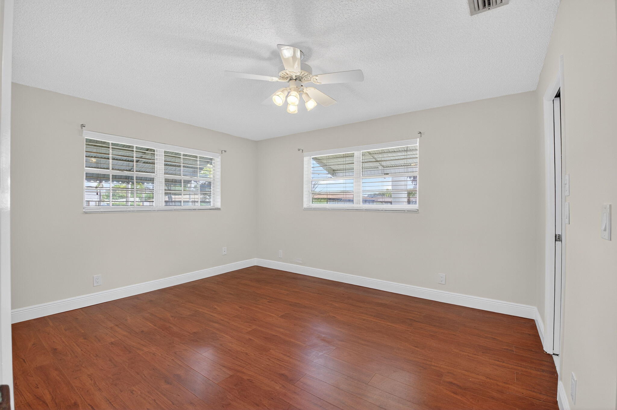 801 Meadowlark Lane Property Photo 19