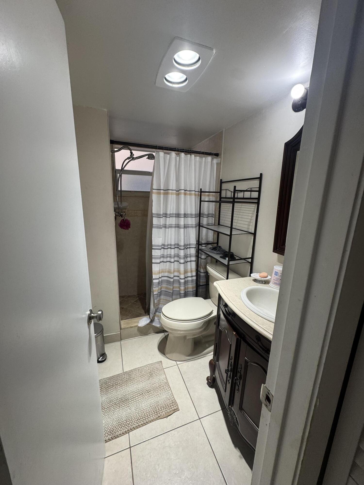 725 Lori Drive 107 Property Photo 12