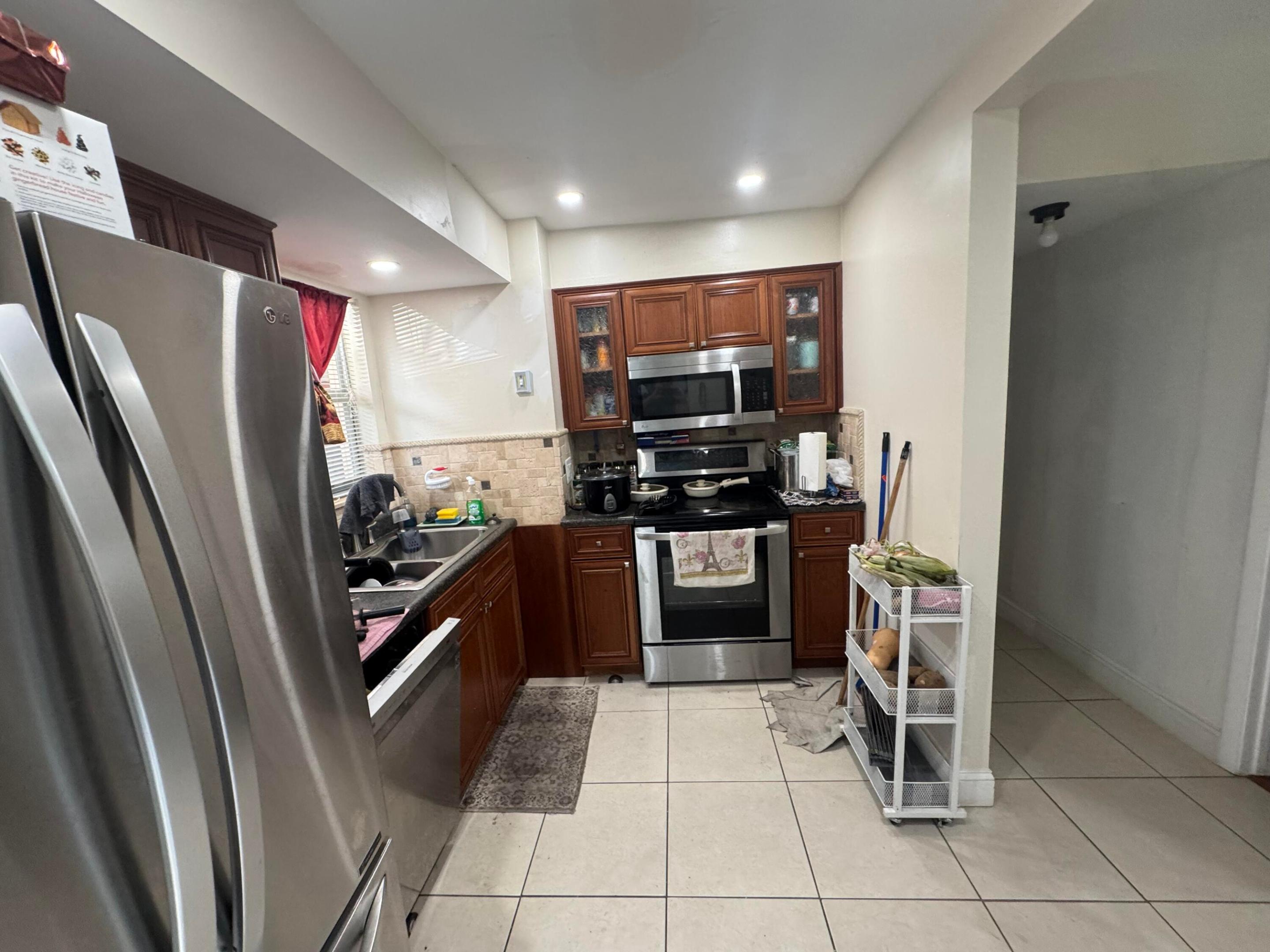 725 Lori Drive 107 Property Photo 20