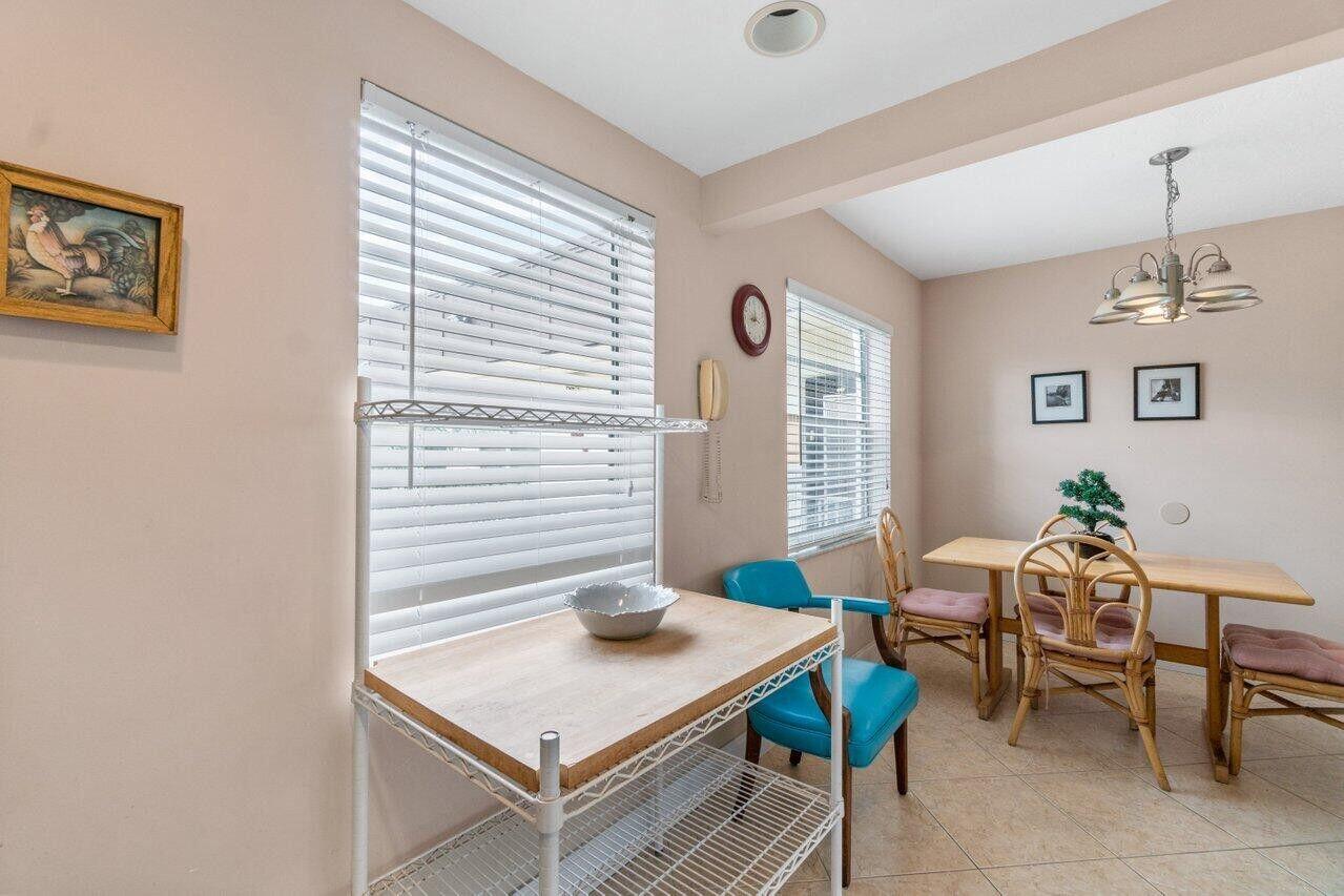 715 Normandy O Property Photo 10