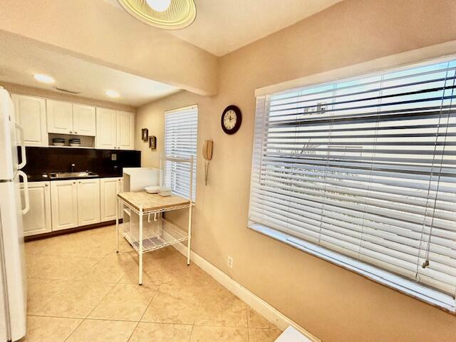 715 Normandy O Property Photo 11