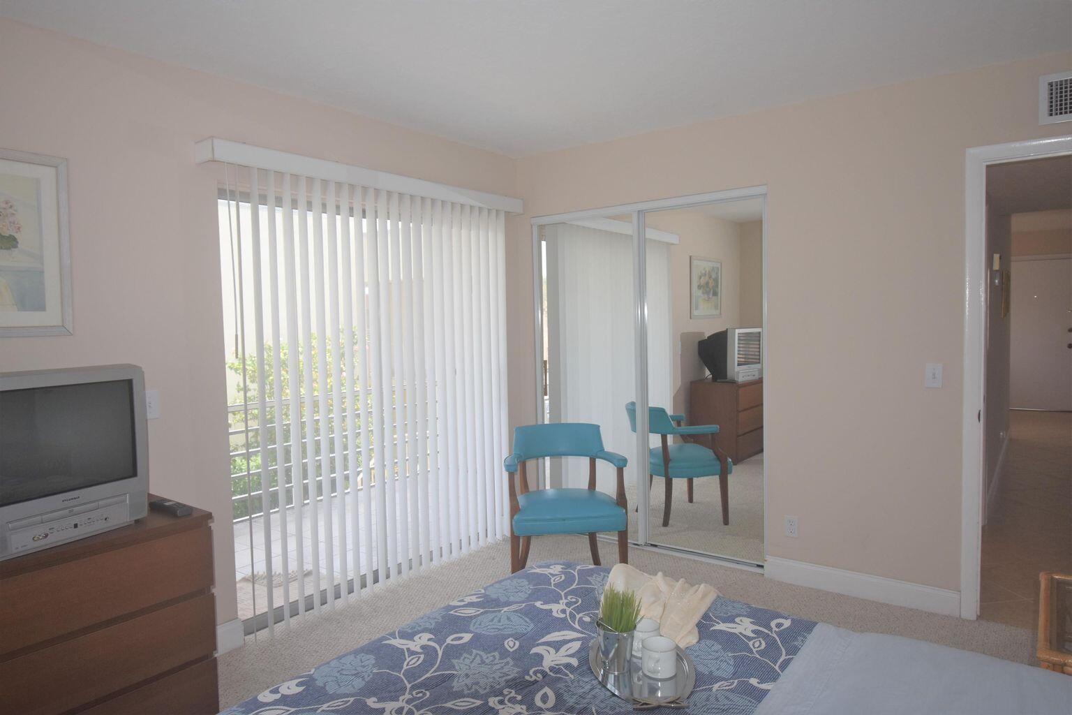 715 Normandy O Property Photo 18