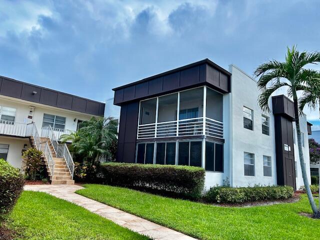 715 Normandy O Property Photo 33