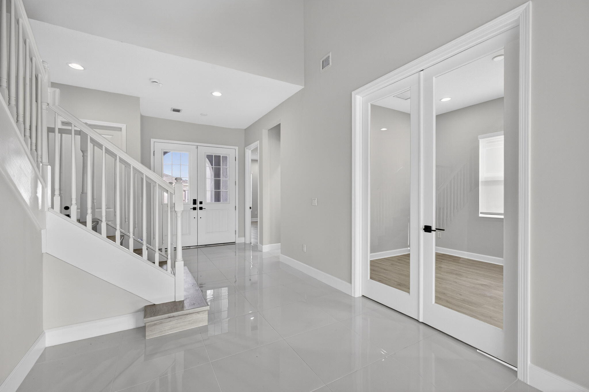 14052 Spruce Pine Drive Property Photo 6