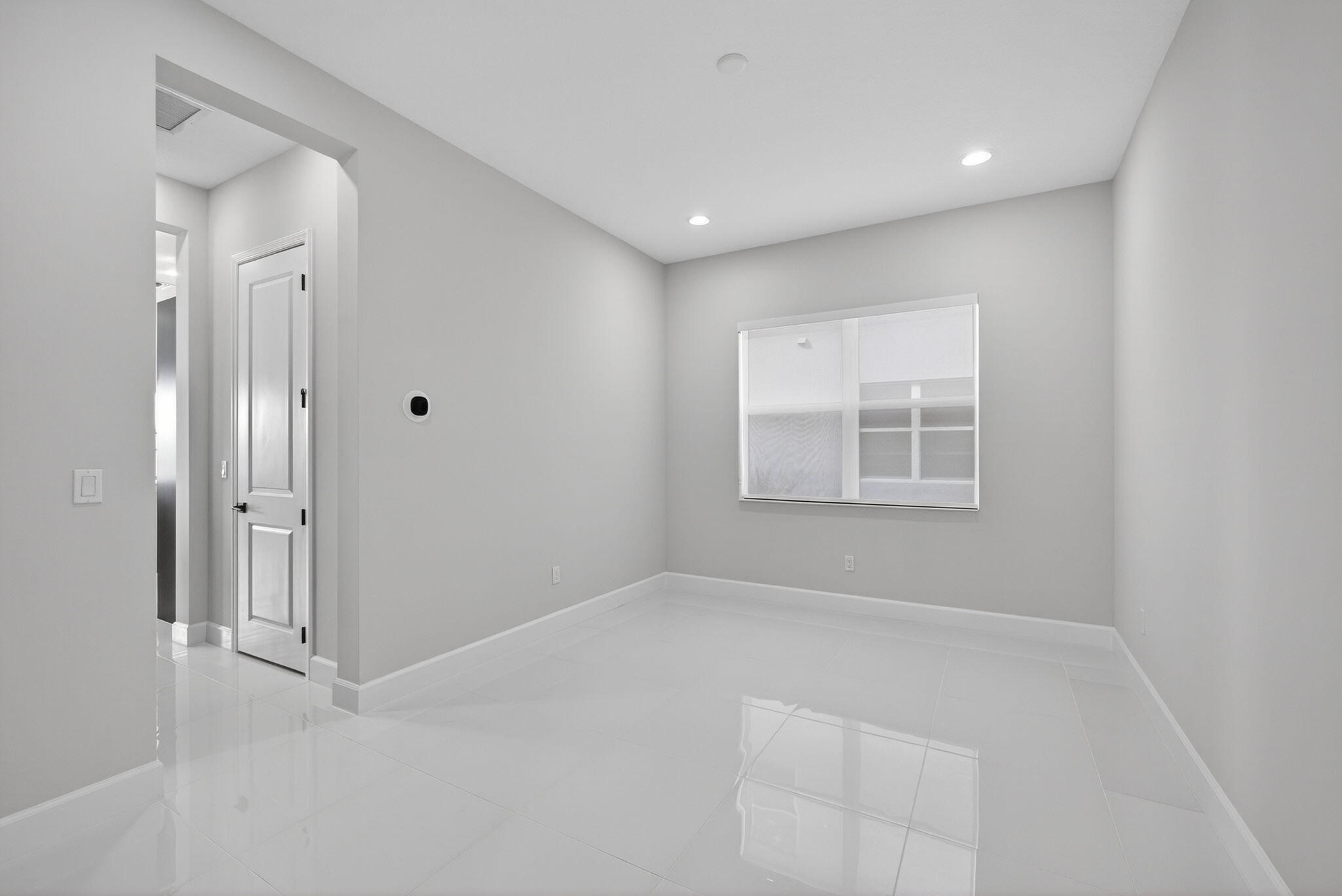 14052 Spruce Pine Drive Property Photo 17