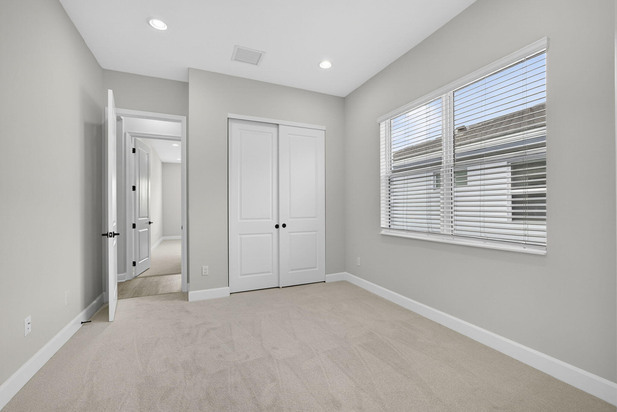 14052 Spruce Pine Drive Property Photo 31